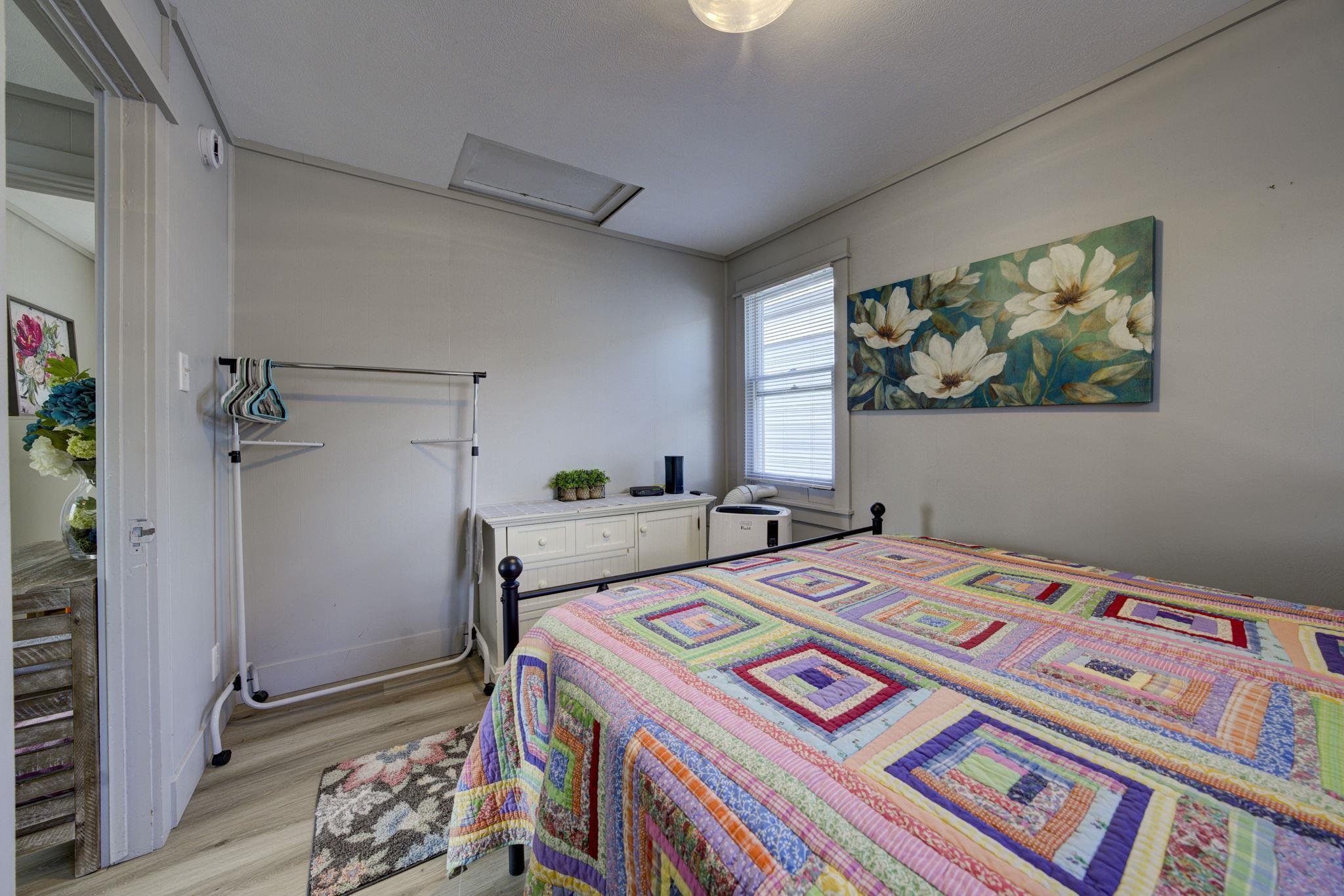 300 W Philip Street, Lake Leelanau, MI, 49653