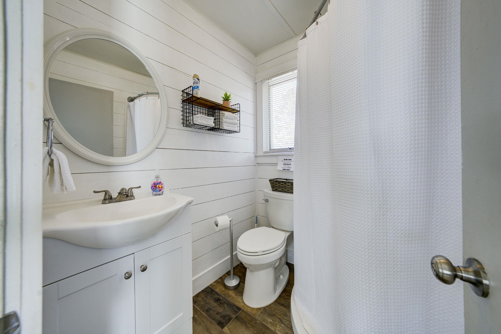 300 W Philip Street, Lake Leelanau, MI, 49653