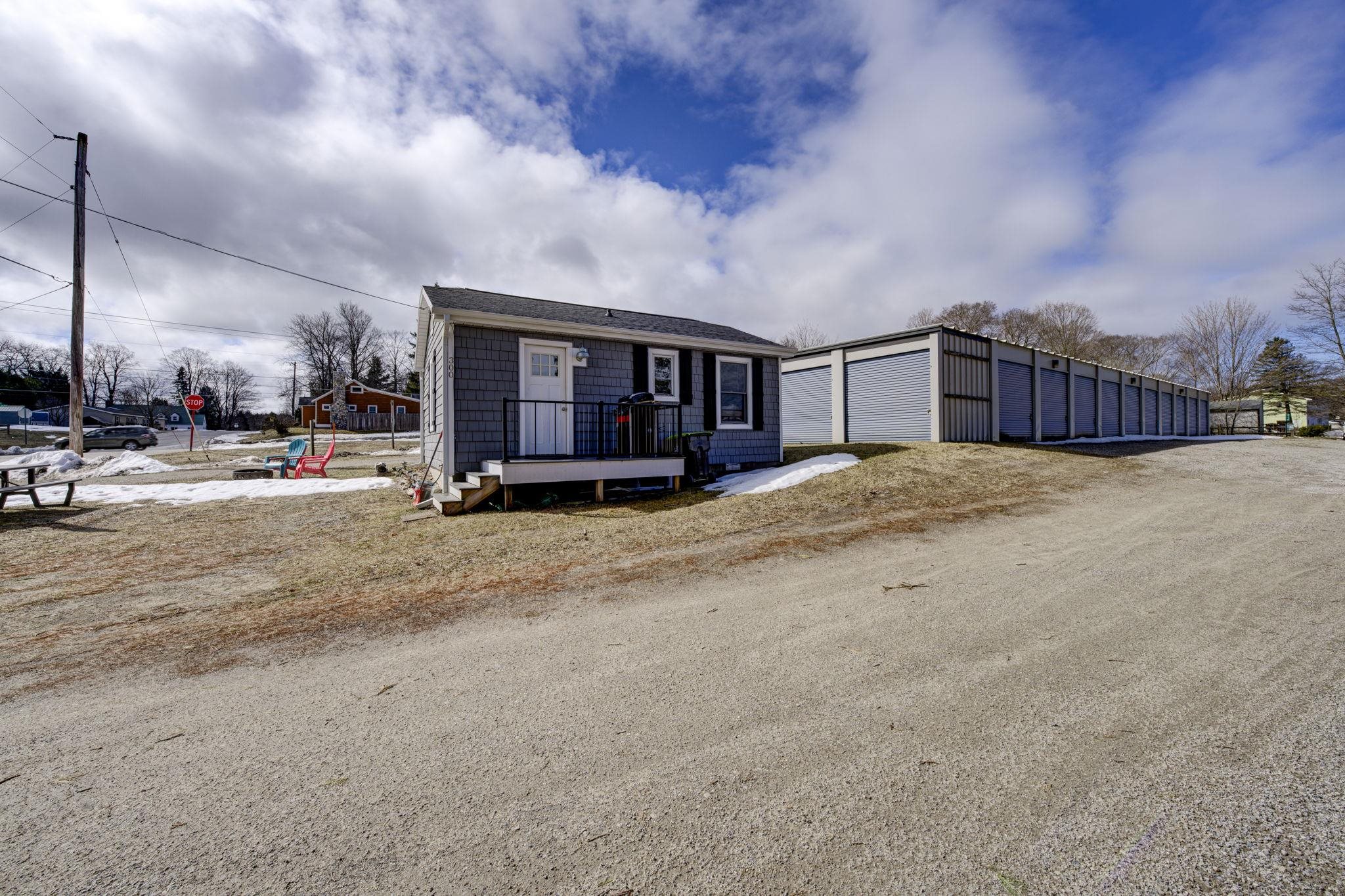 300 W Philip Street, Lake Leelanau, MI, 49653