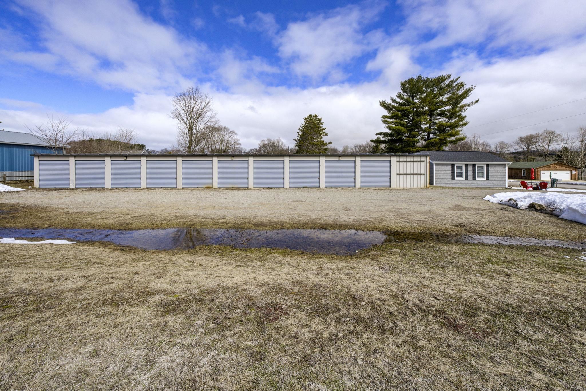 300 W Philip Street, Lake Leelanau, MI, 49653
