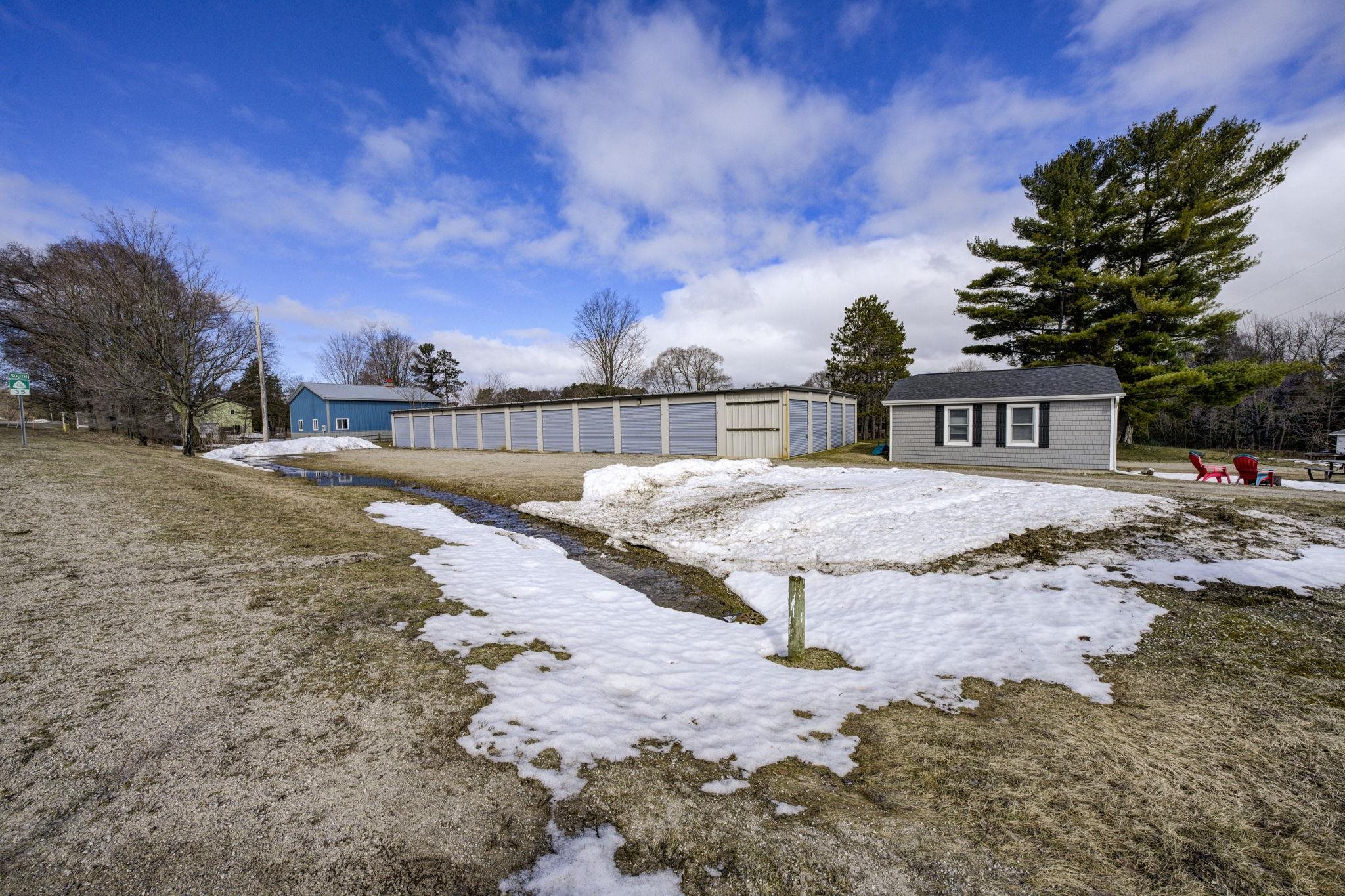 300 W Philip Street, Lake Leelanau, MI, 49653