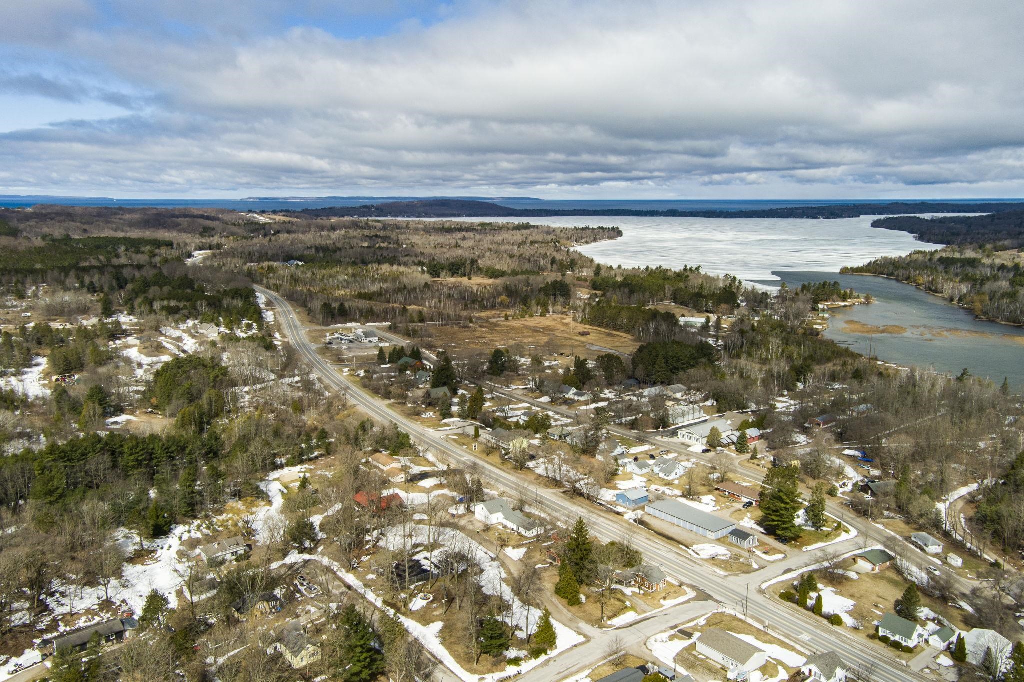 300 W Philip Street, Lake Leelanau, MI, 49653