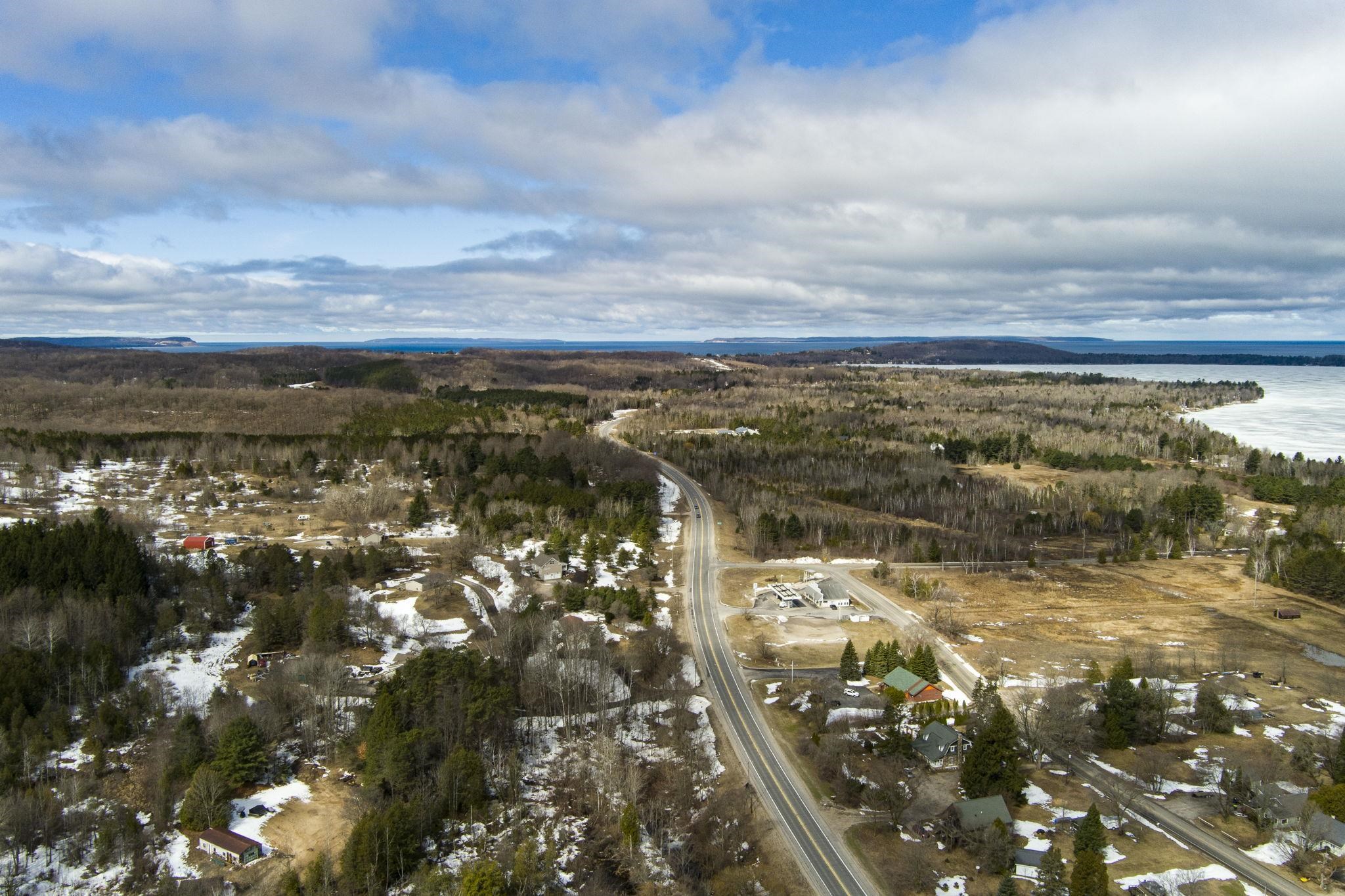 300 W Philip Street, Lake Leelanau, MI, 49653