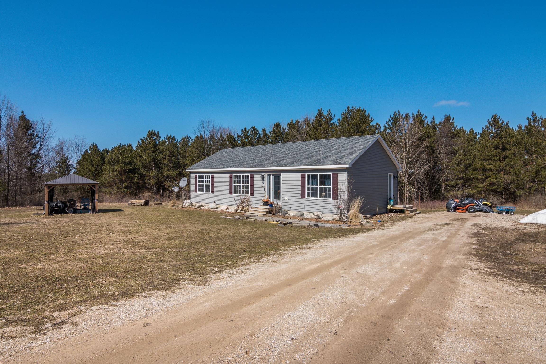 11782 Brettonwood Heights Drive, Rapid City, MI, 49676