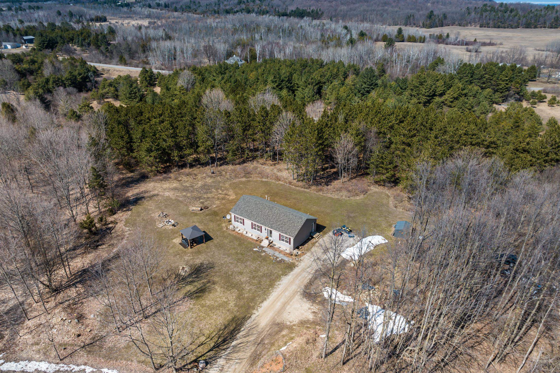 11782 Brettonwood Heights Drive, Rapid City, MI, 49676