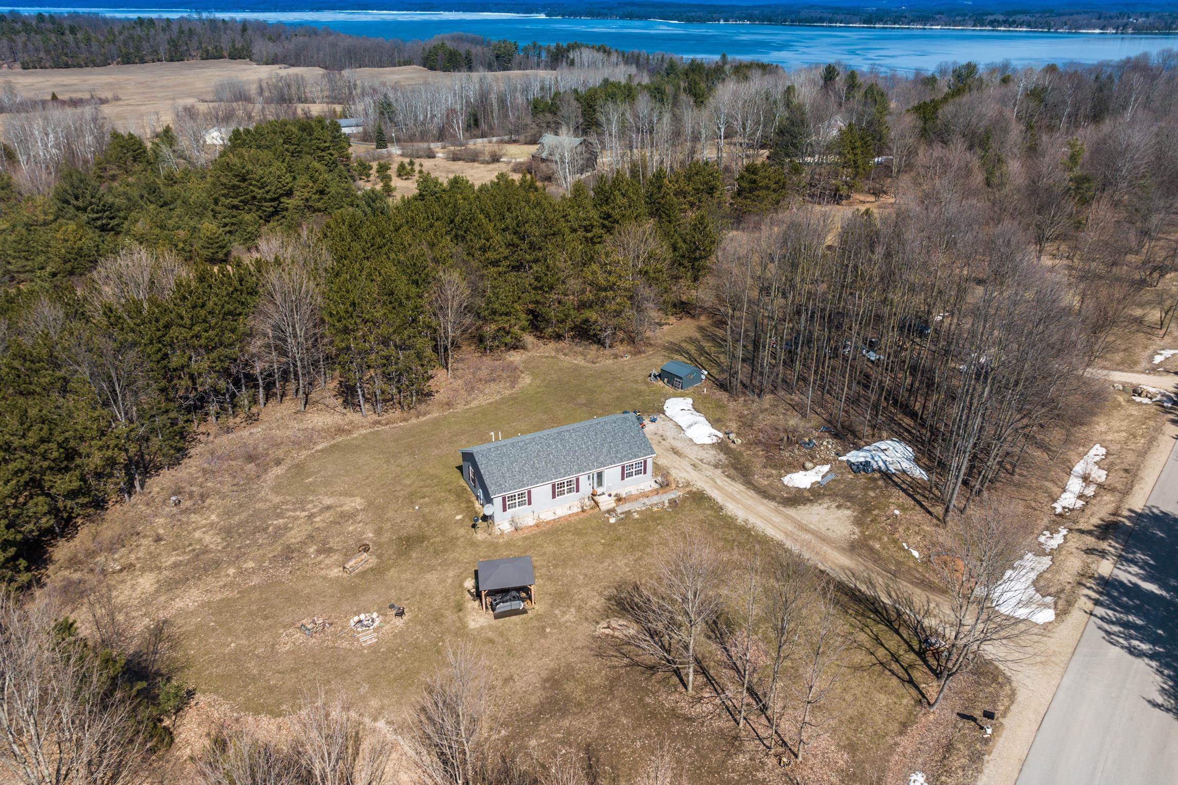 11782 Brettonwood Heights Drive, Rapid City, MI, 49676