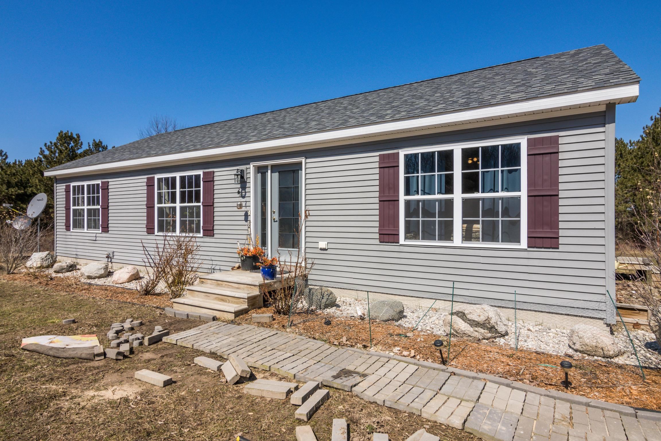 11782 Brettonwood Heights Drive, Rapid City, MI, 49676