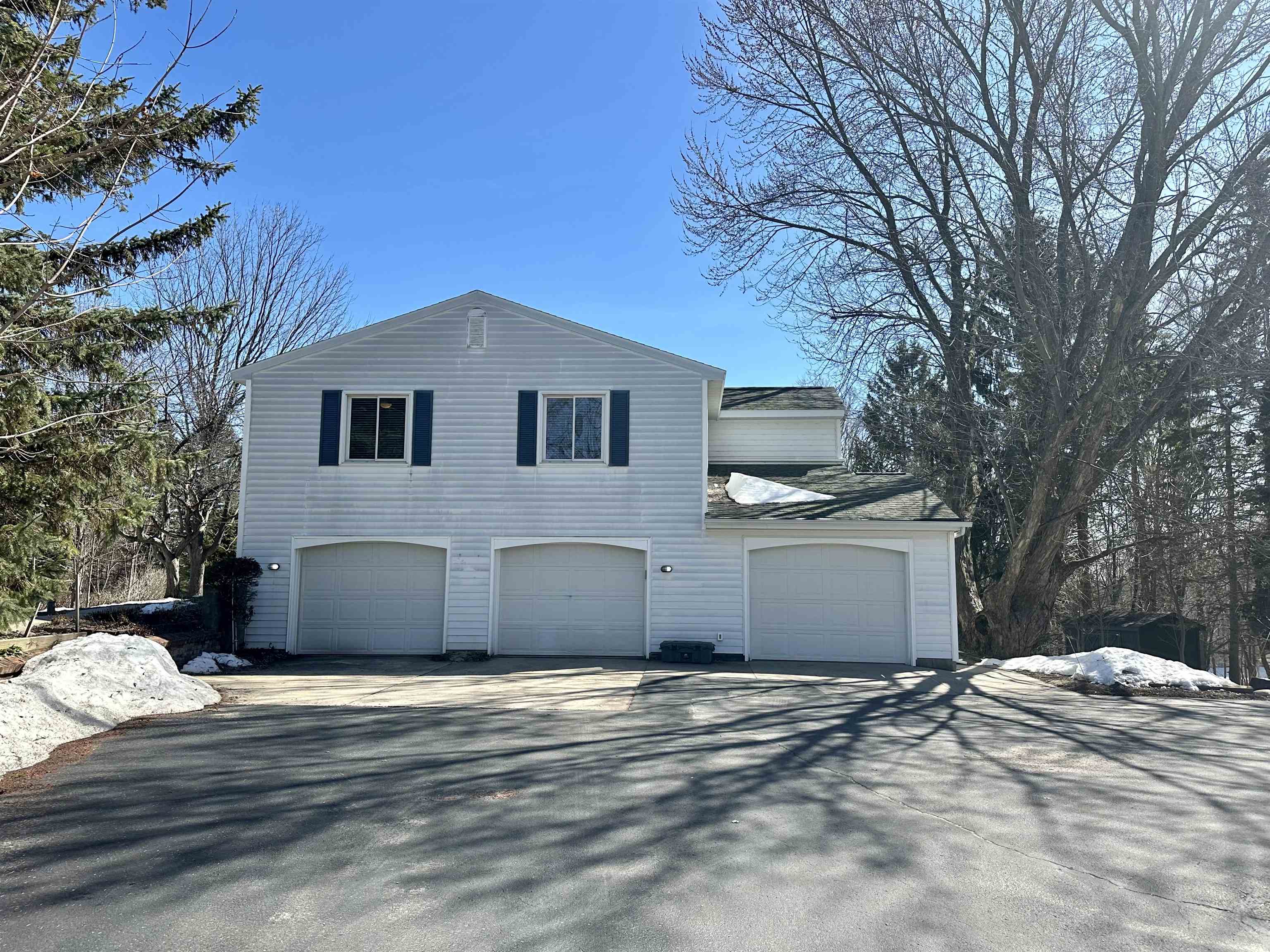 4210 Bay View Point, Traverse City, MI, 49684