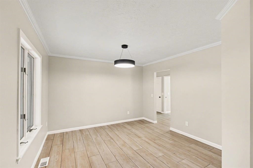 3854 Village Circle, Traverse City, MI, 49686