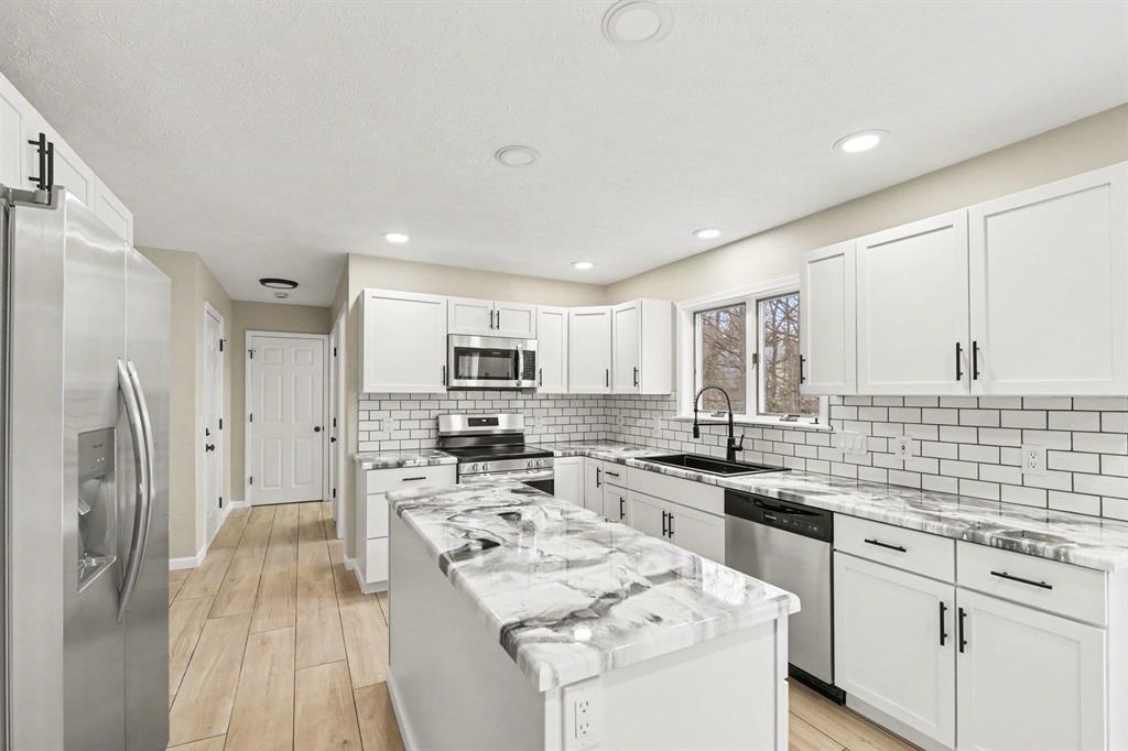 3854 Village Circle, Traverse City, MI, 49686