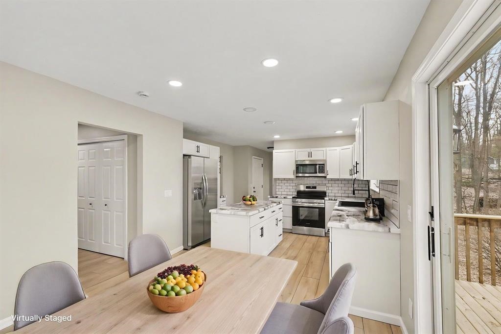 3854 Village Circle, Traverse City, MI, 49686