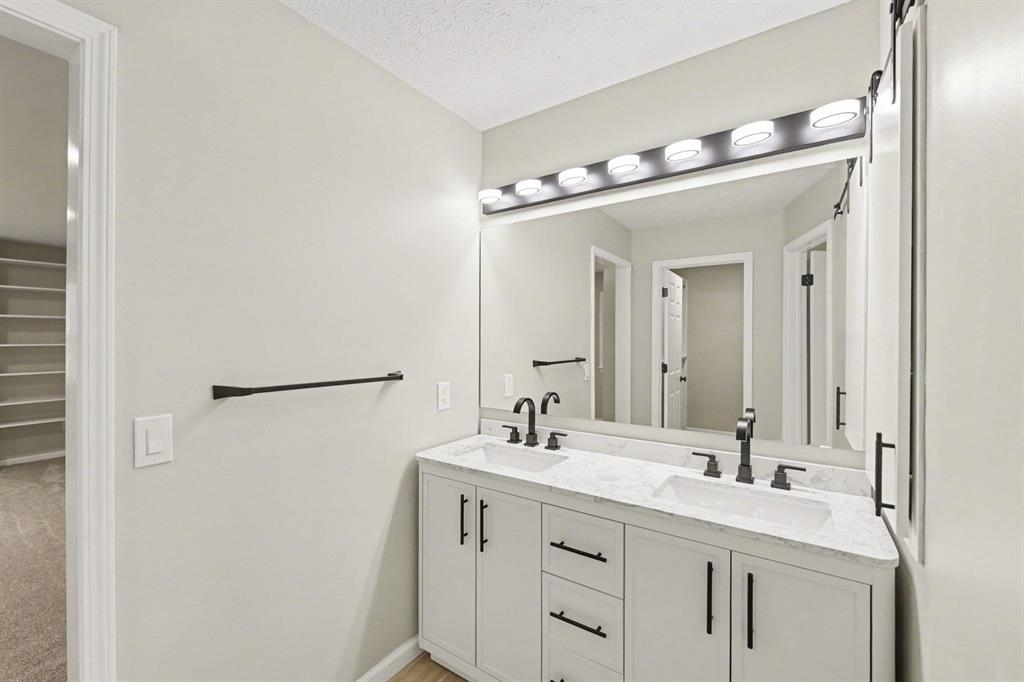 3854 Village Circle, Traverse City, MI, 49686