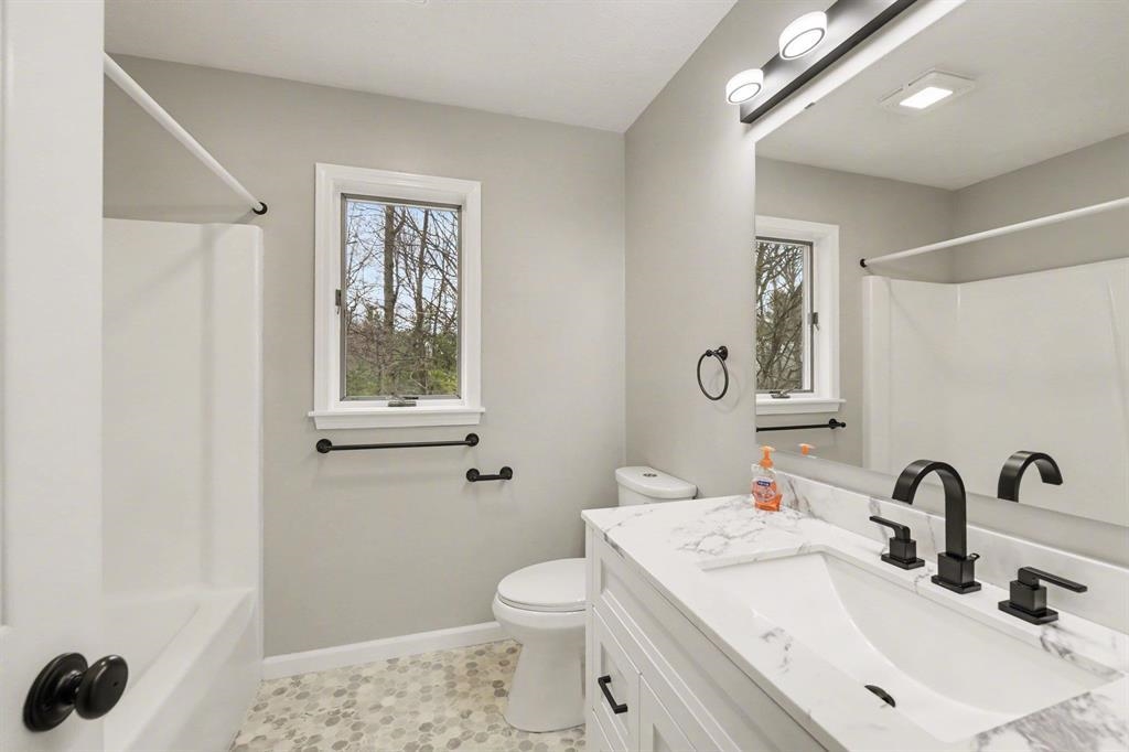 3854 Village Circle, Traverse City, MI, 49686