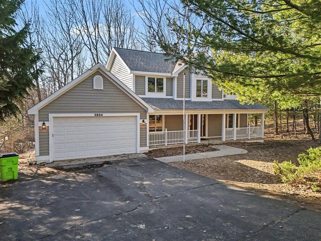 3854 Village Circle, Traverse City, MI, 49686