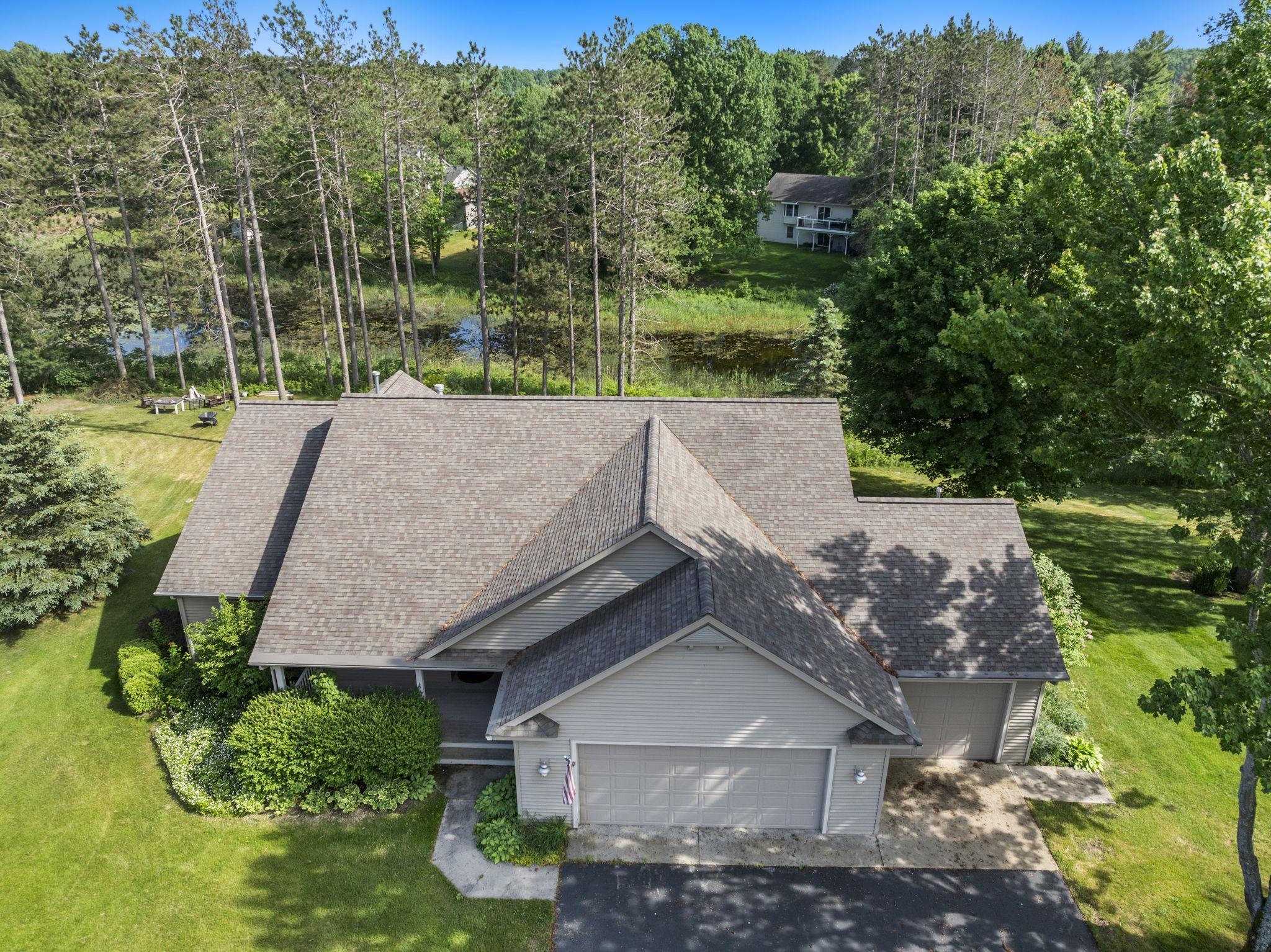 Photo 3 of Single family home for sale at 1546 Nightingale Ln, Kingsley, MI 49649 | MLS# 78080066738 | Listing updated on 2026-09-17