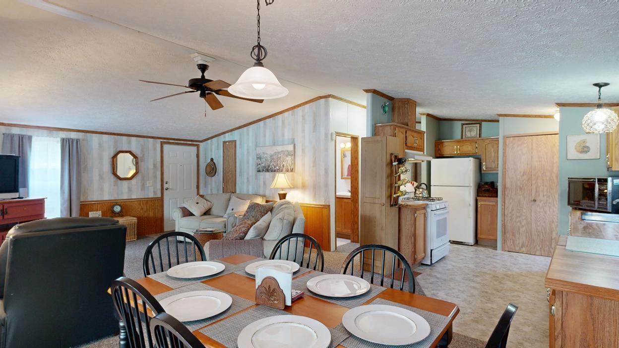 11190 South Shore Drive, Lake, MI, 48632