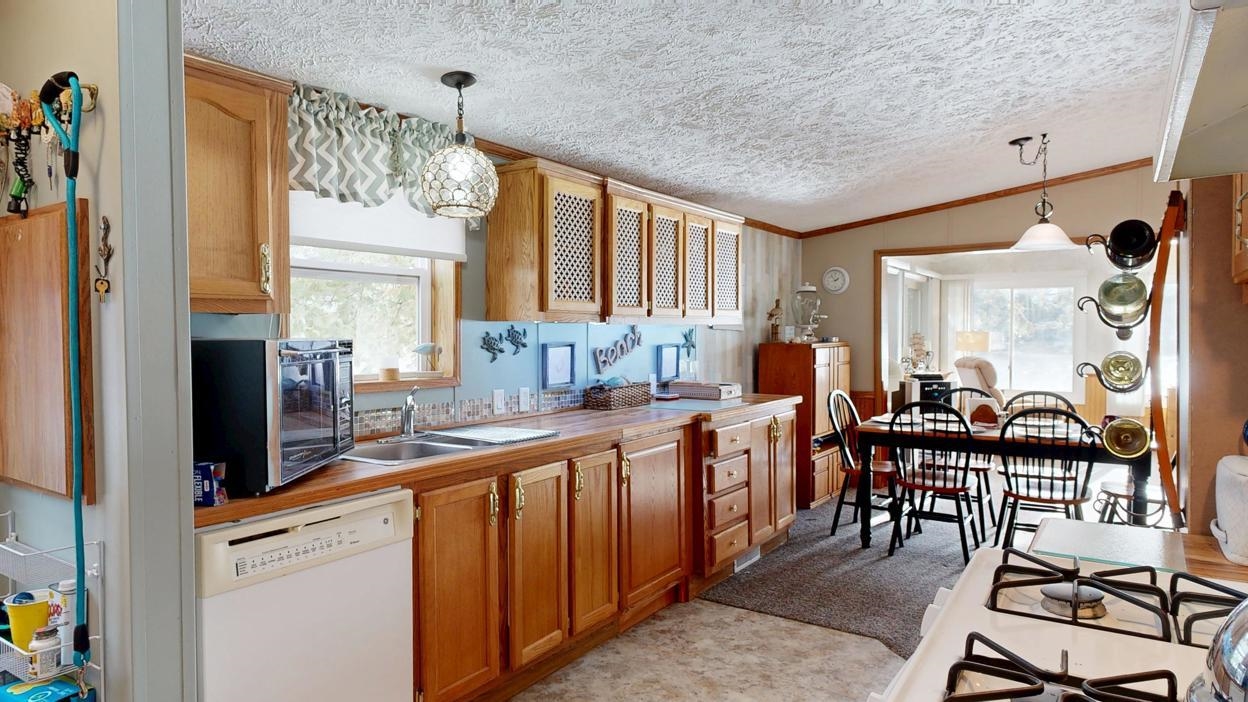 11190 South Shore Drive, Lake, MI, 48632