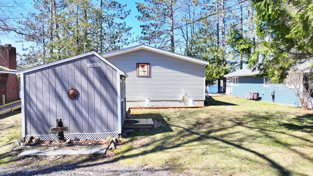 11190 South Shore Drive, Lake, MI, 48632