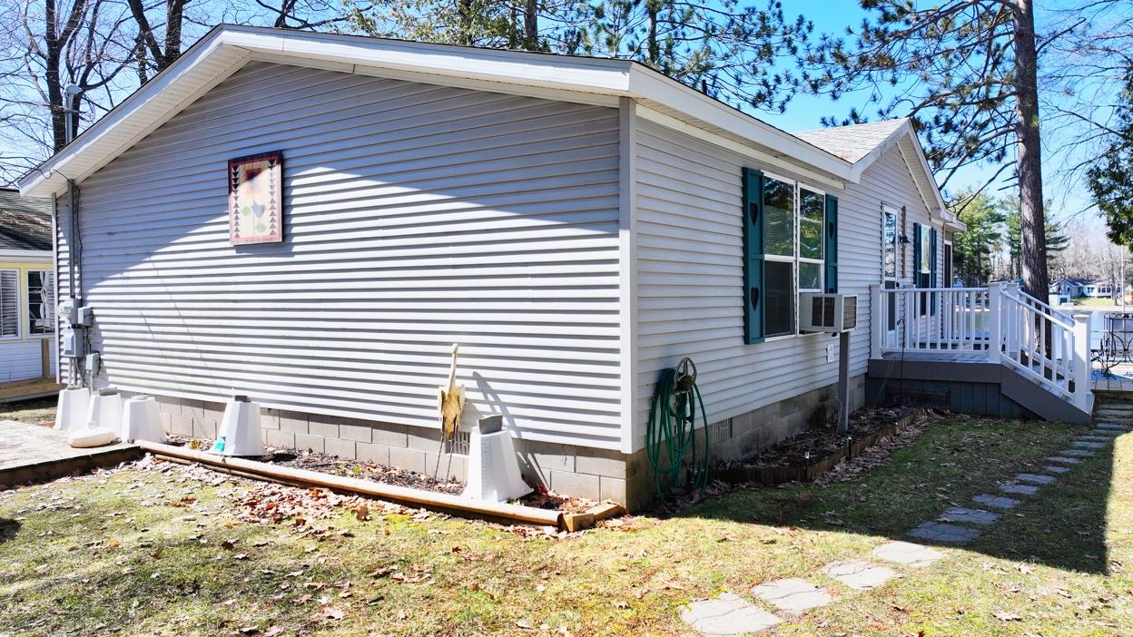 11190 South Shore Drive, Lake, MI, 48632