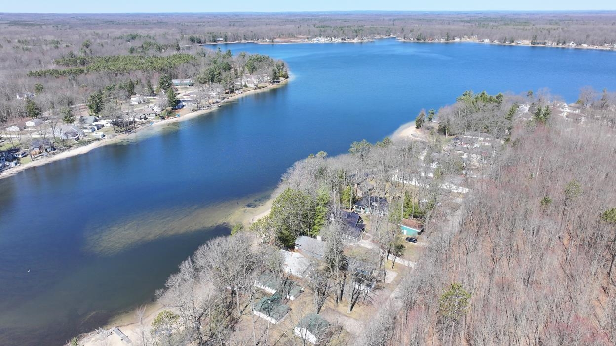 11190 South Shore Drive, Lake, MI, 48632