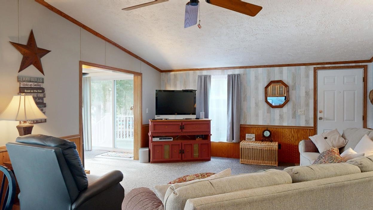 11190 South Shore Drive, Lake, MI, 48632