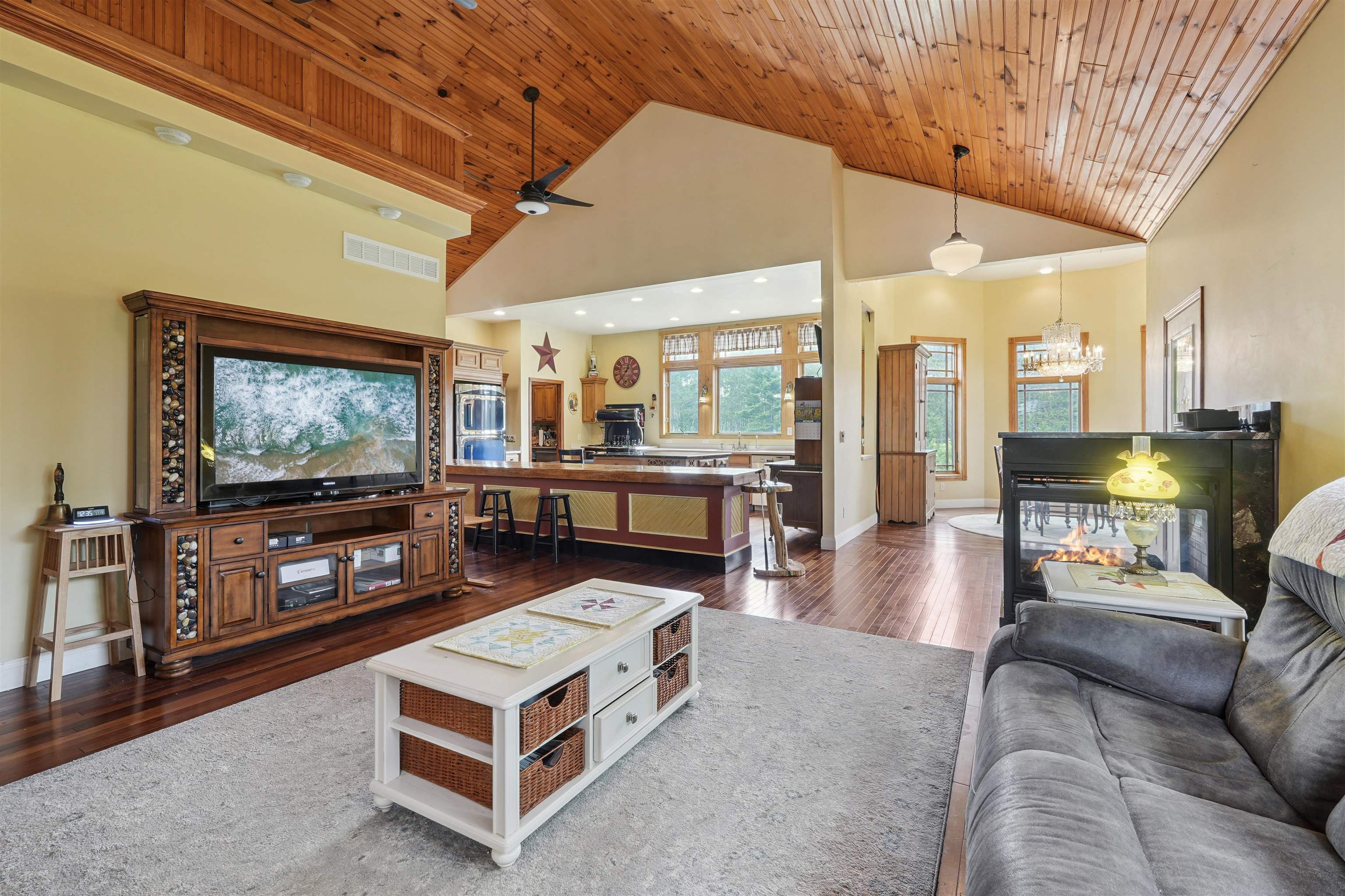 16186 N 200th Avenue, Leroy, MI, 49655