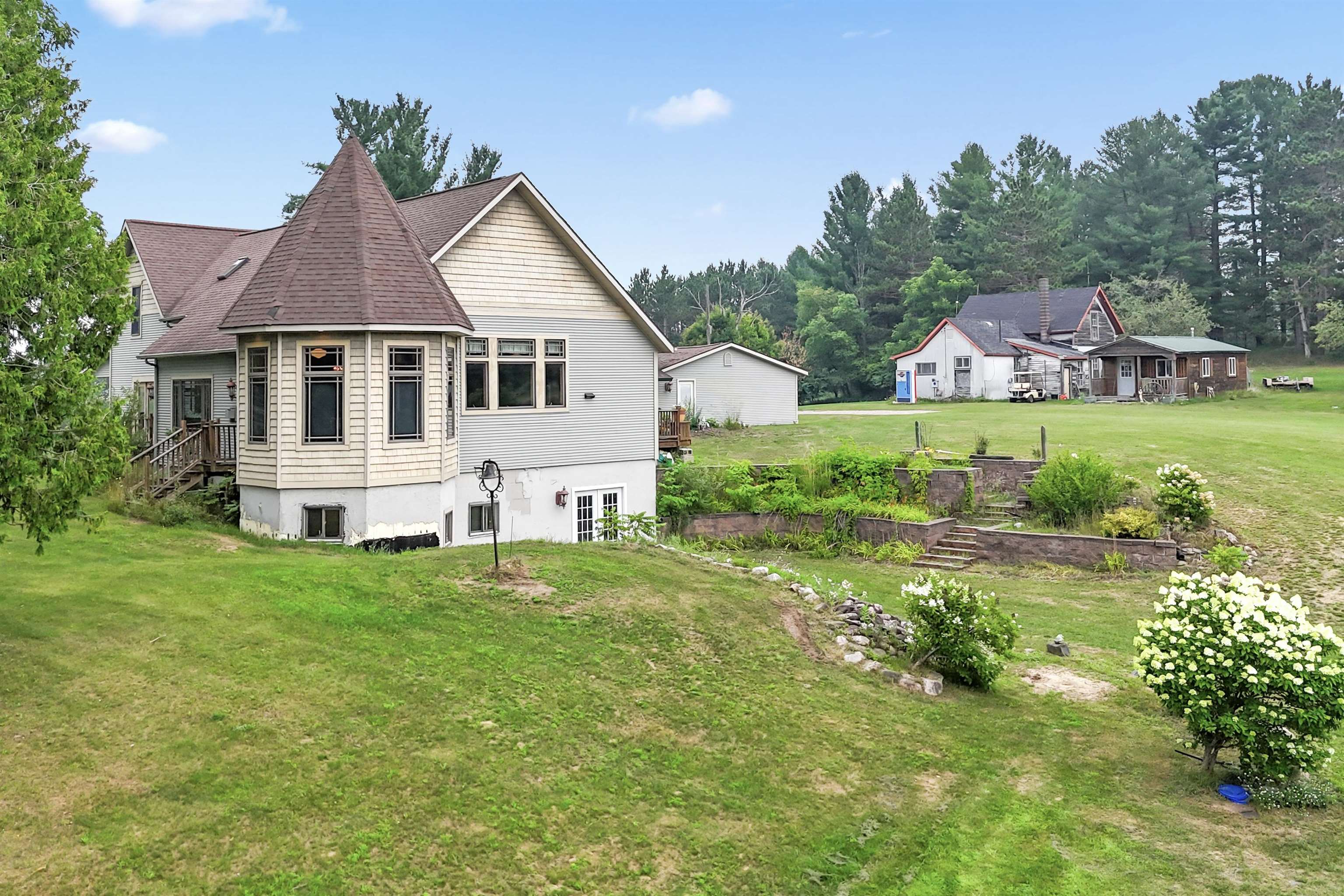 16186 N 200th Avenue, Leroy, MI, 49655