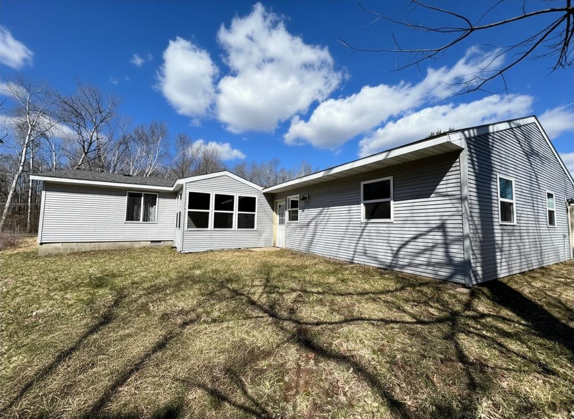 10389 S Grant Avenue, Clare, MI, 48617