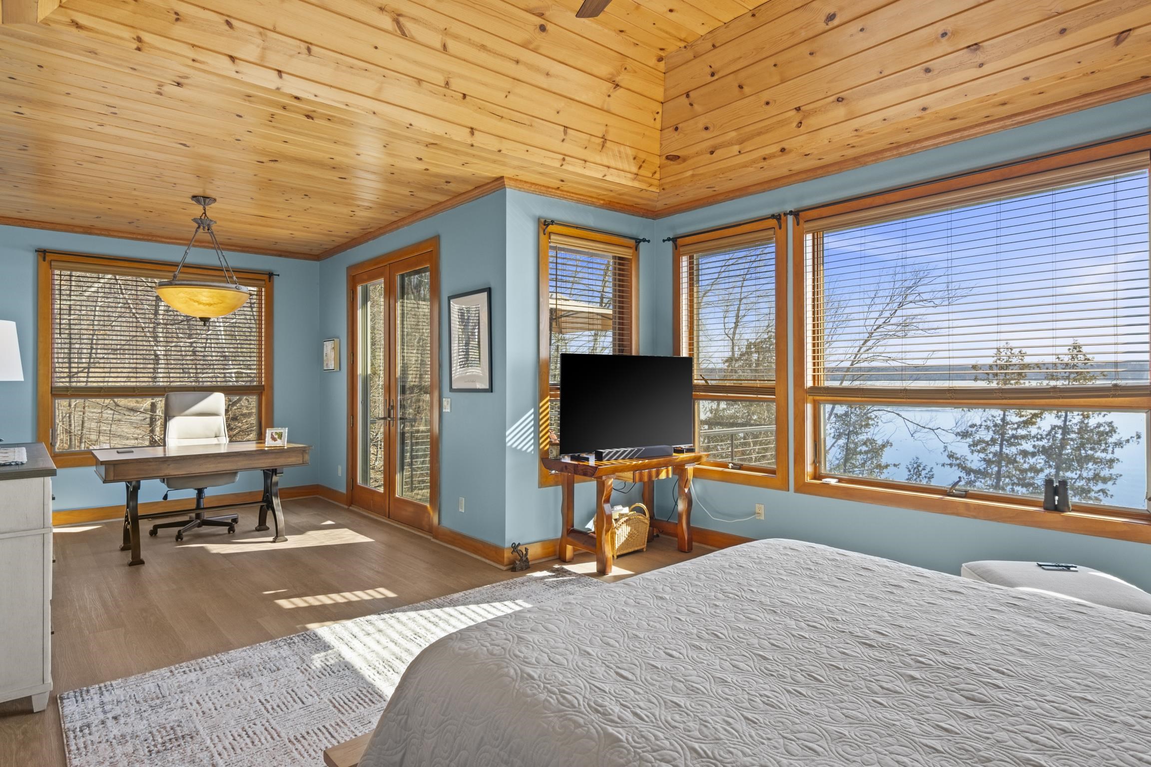 3901 Torch Lake Drive,Nw, Kewadin, MI, 49648-9046