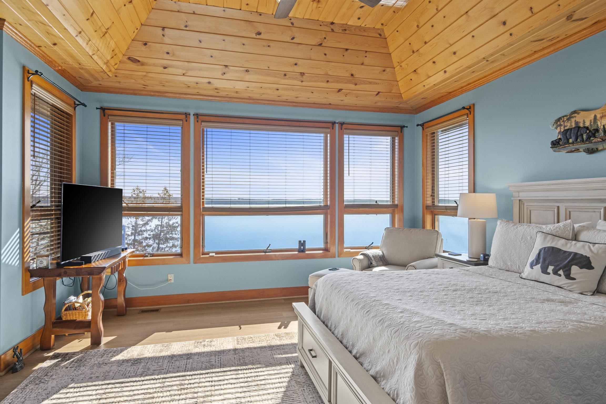 3901 Torch Lake Drive,Nw, Kewadin, MI, 49648-9046