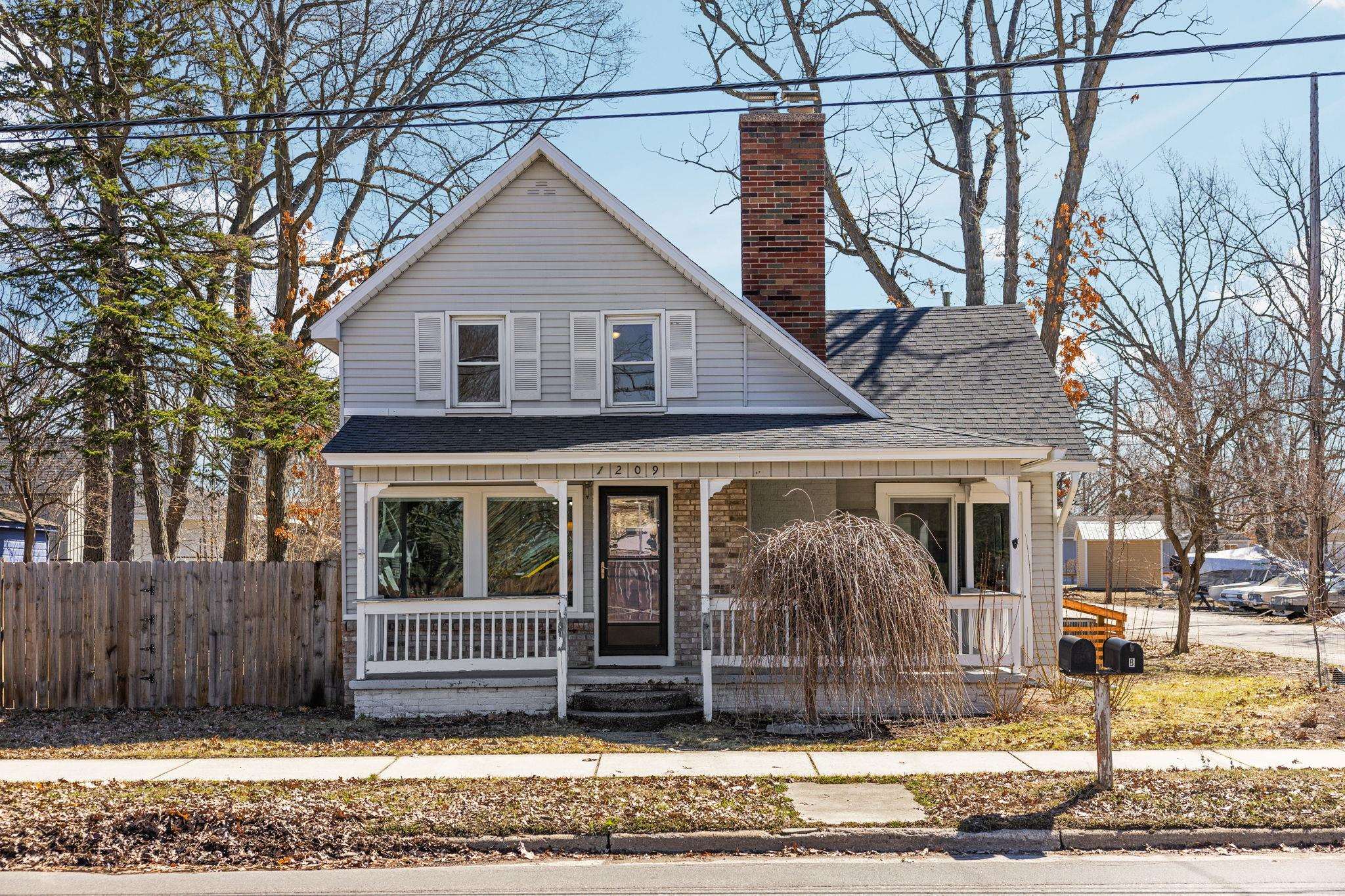 1209 Cass Street, Traverse City, MI, 49684