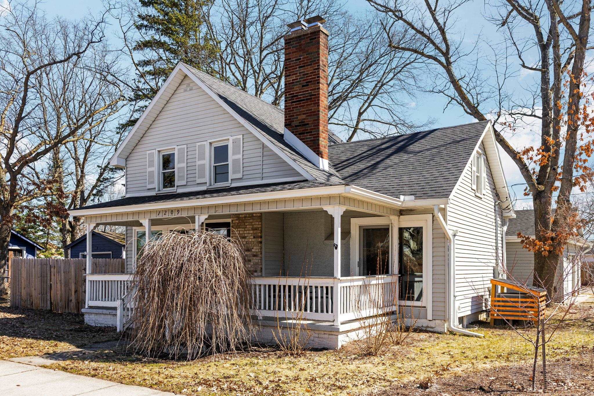 1209 Cass Street, Traverse City, MI, 49684