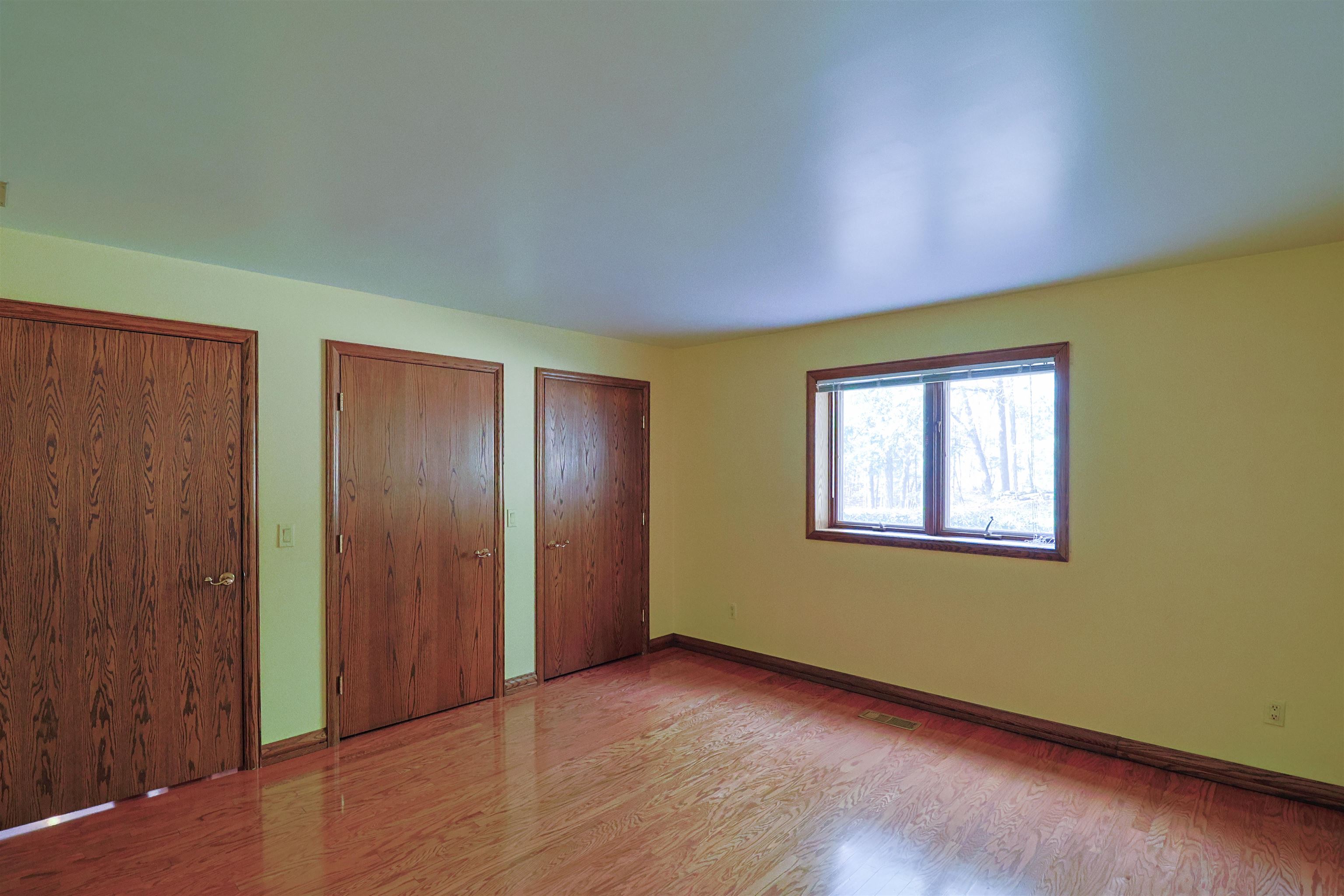 555 E Deerfield Road, Mount Pleasant, MI, 48858