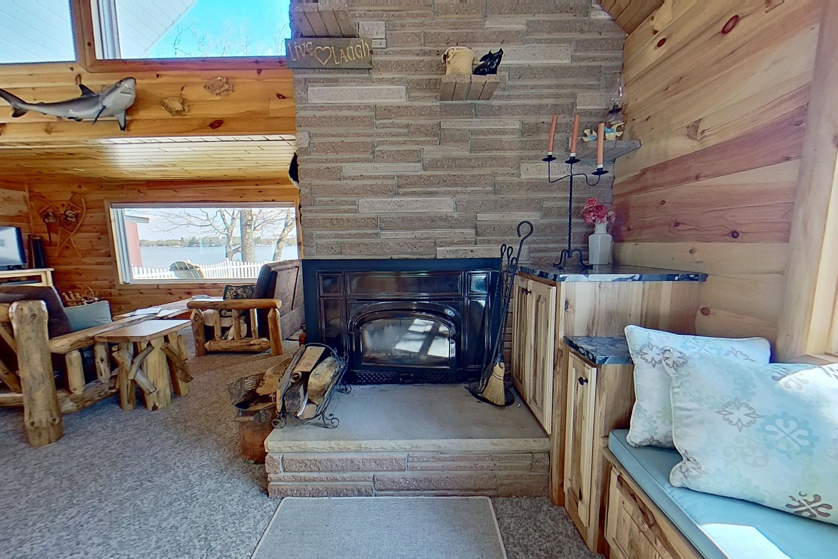 11417 N Shore Drive, Lake, MI, 48632