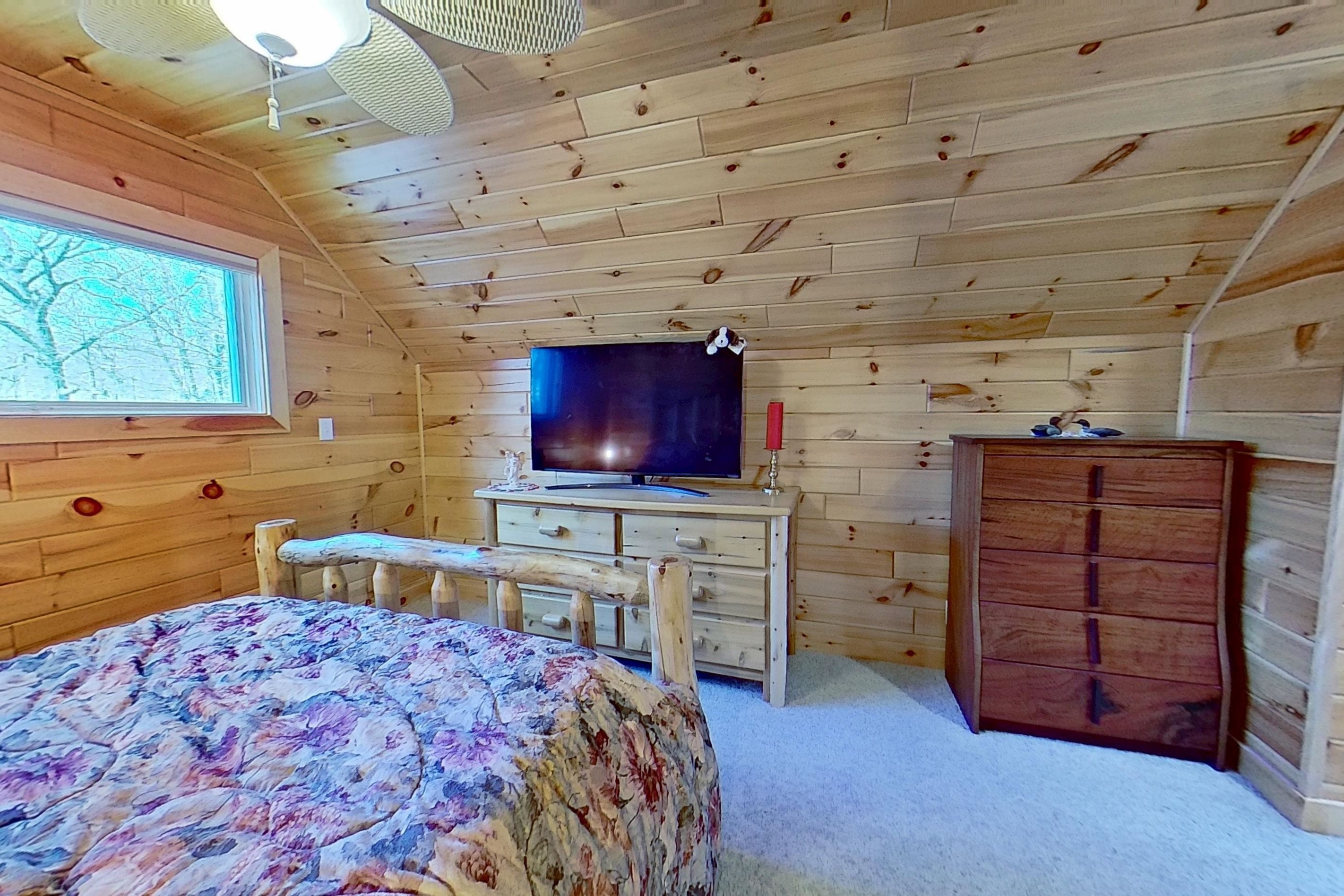 11417 N Shore Drive, Lake, MI, 48632