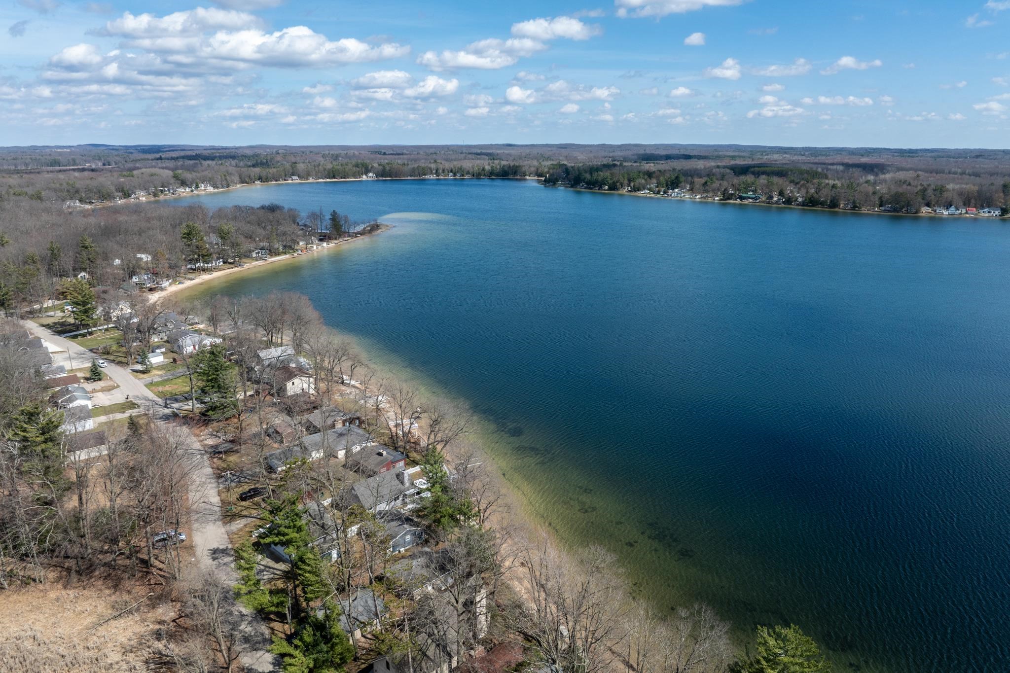 11417 N Shore Drive, Lake, MI, 48632