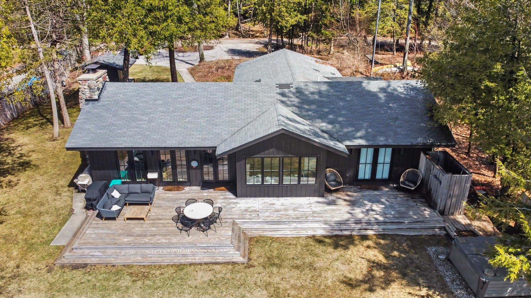 6170 S Tamarack Lane, Maple City, MI, 49664