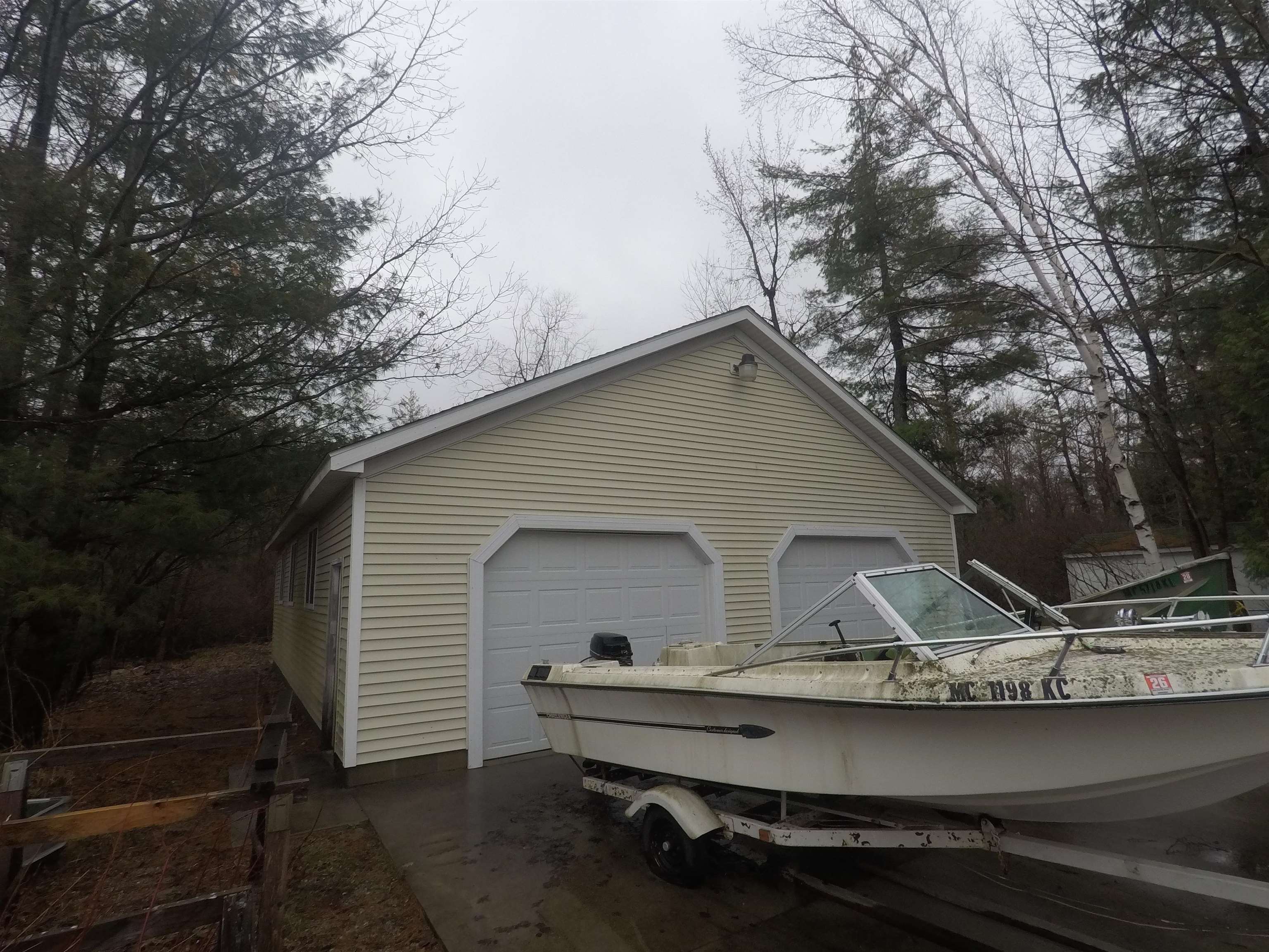 900 E Lake Mitchell Drive, Cadillac, MI, 49601