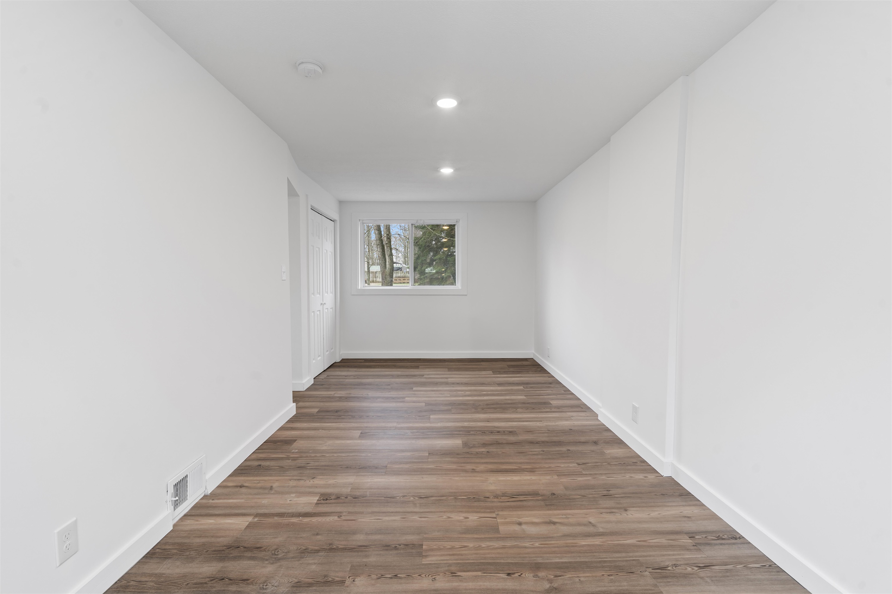 4456 S Manor Wood Drive, Grawn, MI, 49685