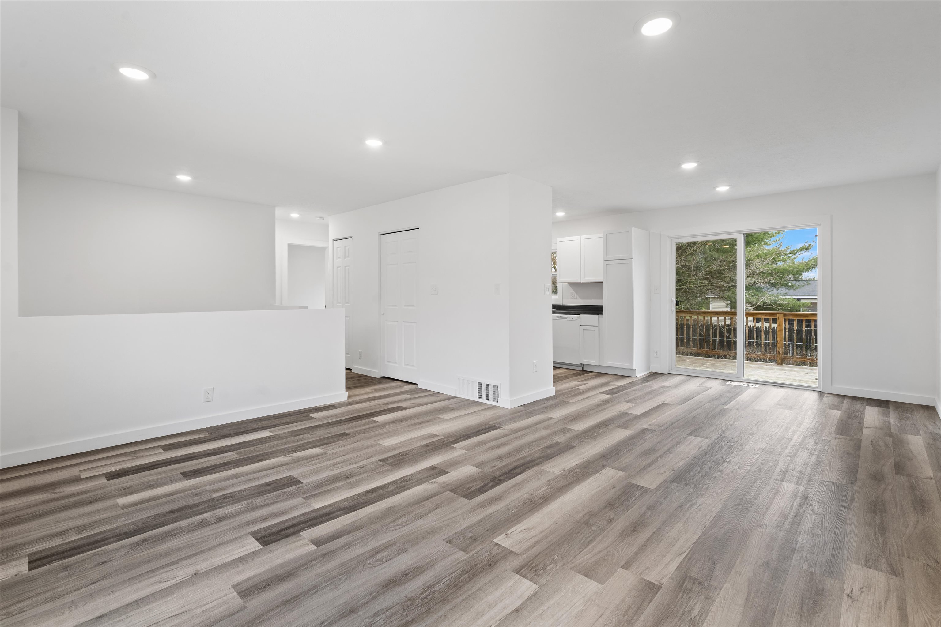 4456 S Manor Wood Drive, Grawn, MI, 49685