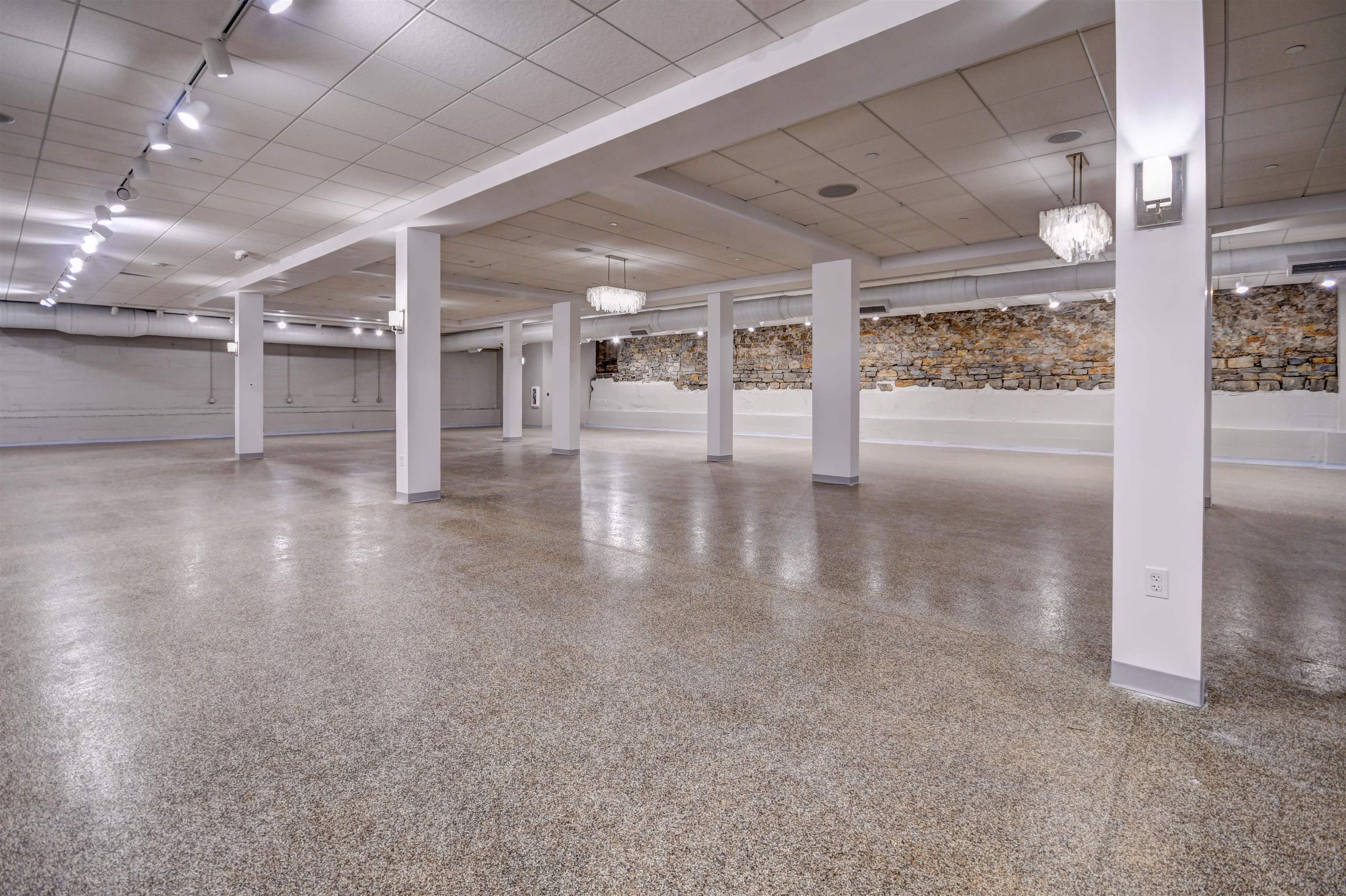 121 E Front Street, Traverse City, MI, 49684