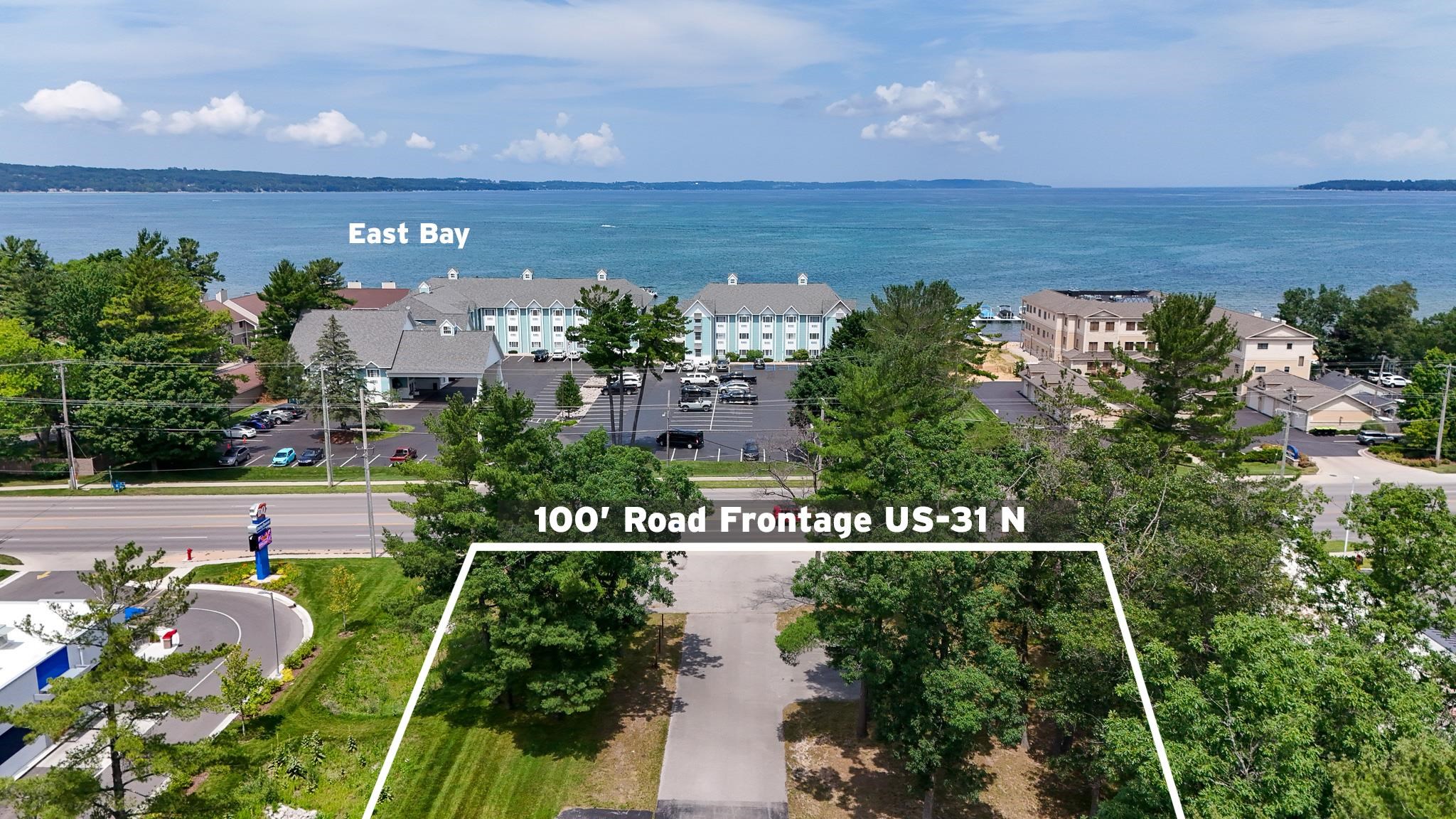 1818 N Us-31, Traverse City, MI, 49686