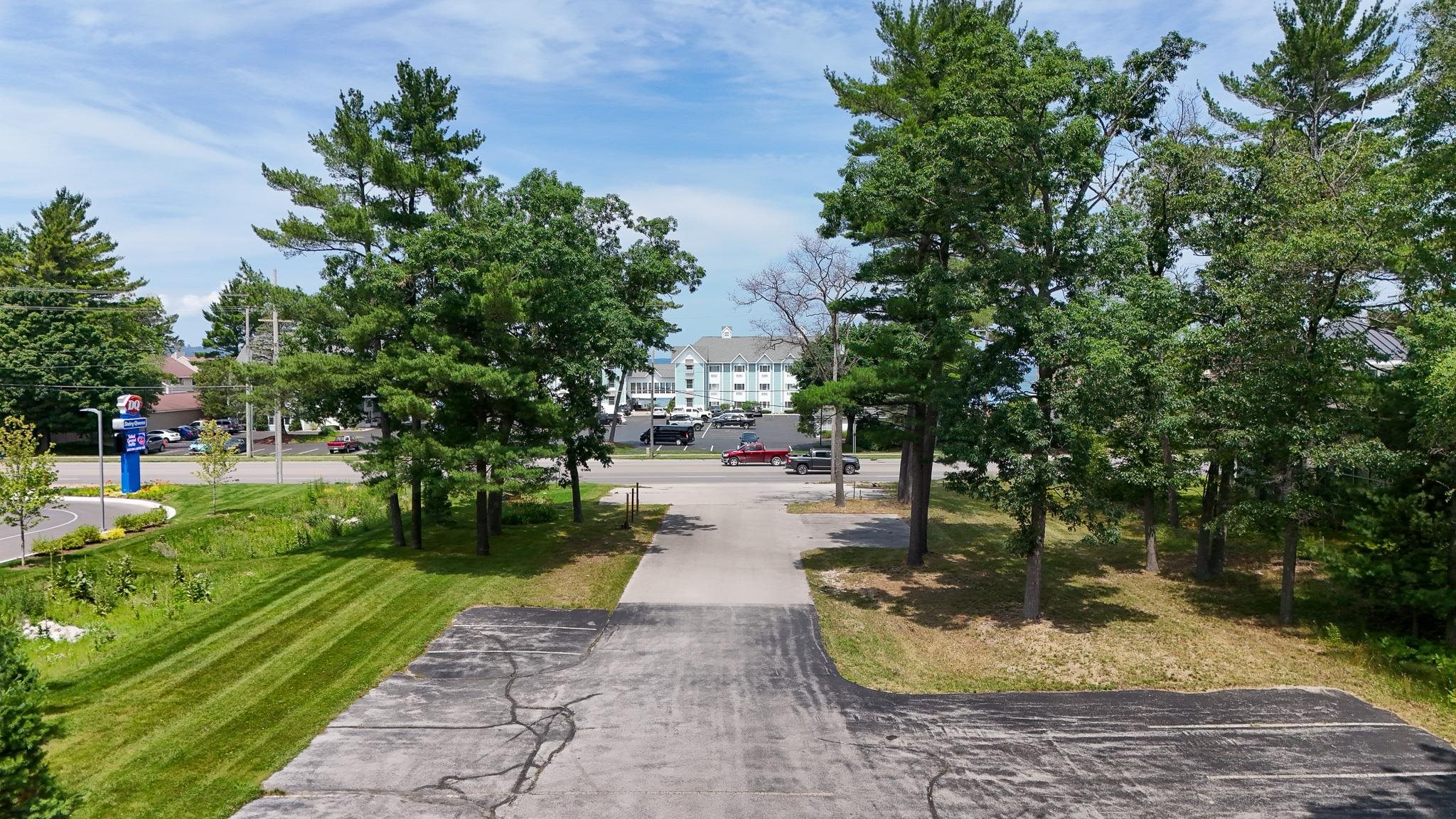 1818 N Us-31, Traverse City, MI, 49686