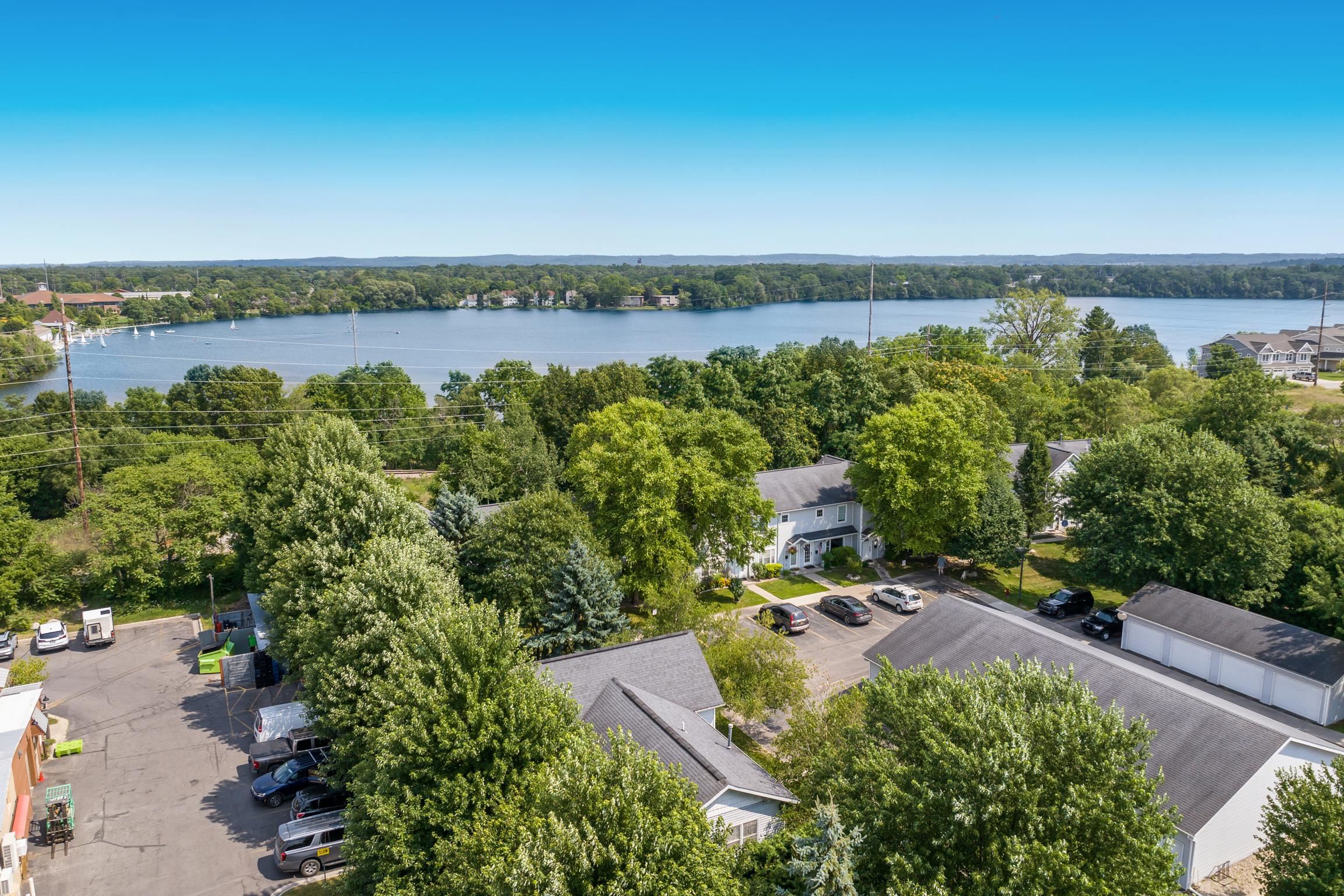 715 Lake Avenue UNIT&nbsp;B, Traverse City, MI, 49684