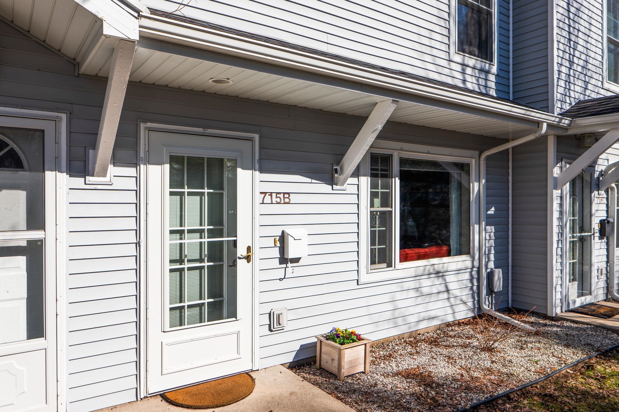 715 Lake Avenue UNIT&nbsp;B, Traverse City, MI, 49684