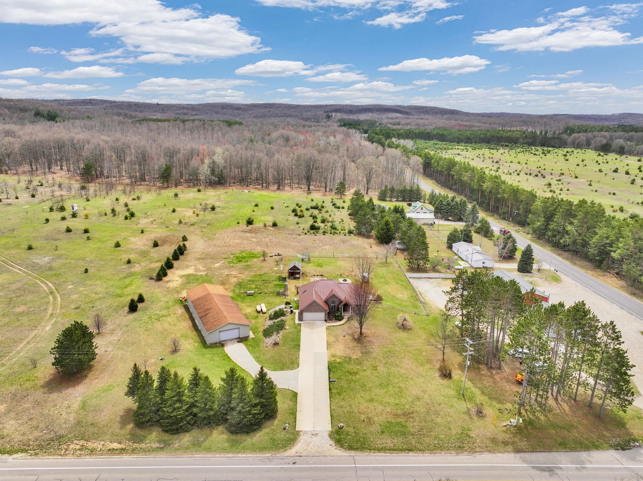 3048 E 16 Road, Manton, MI, 49663