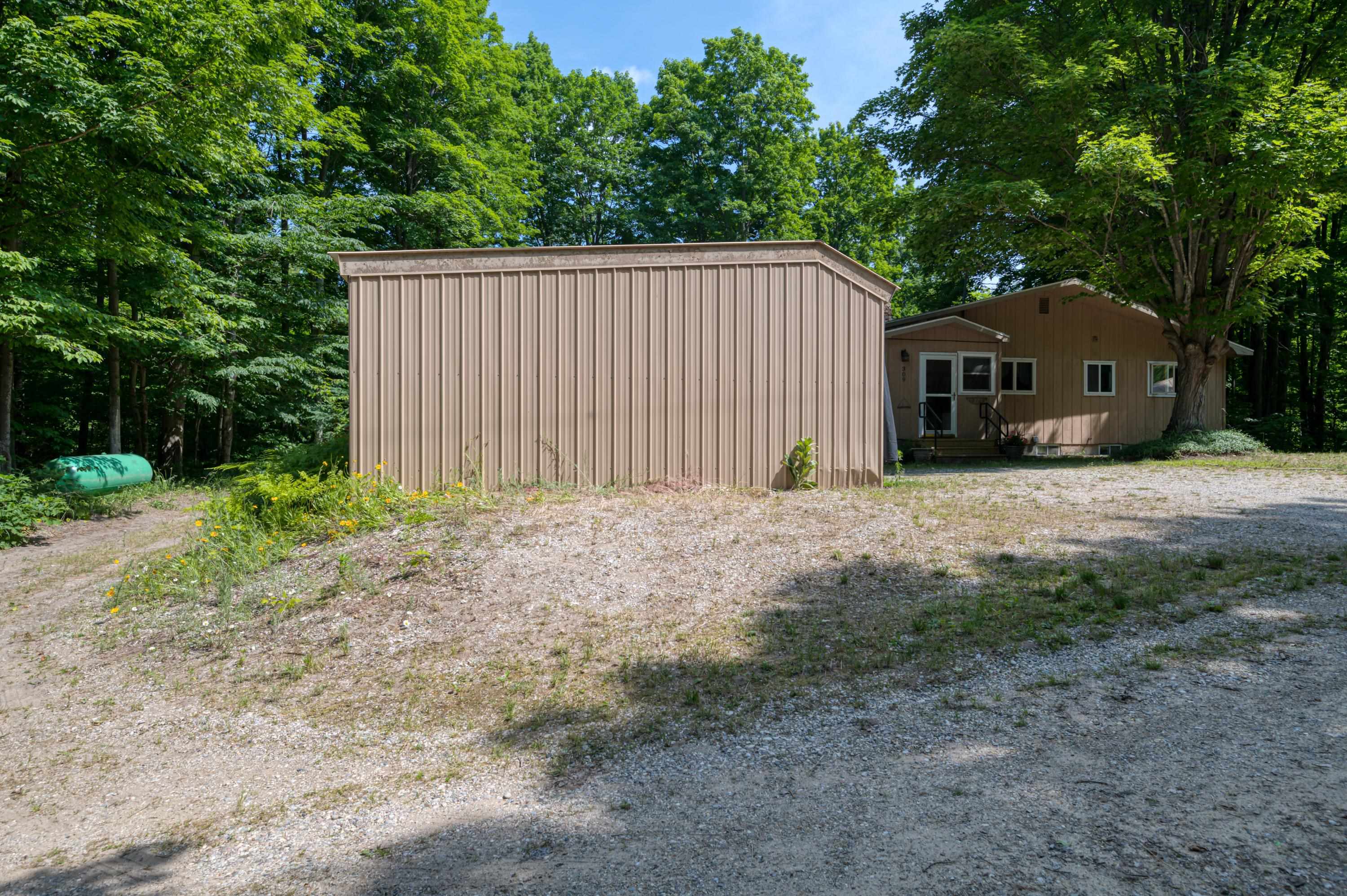 309 Oak Hill Road, Fife Lake, MI, 49633