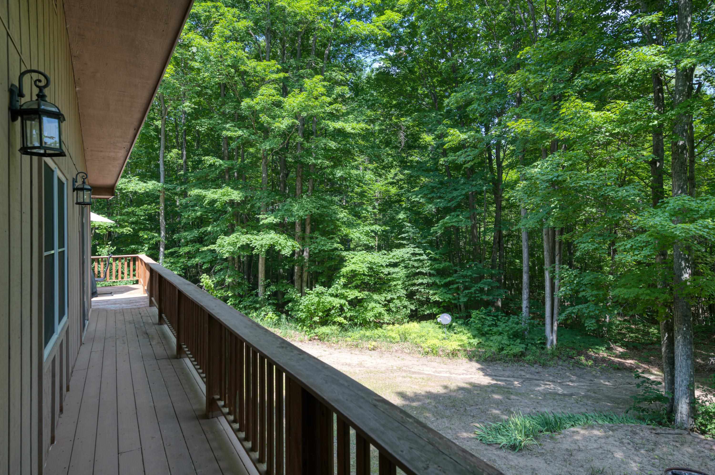 309 Oak Hill Road, Fife Lake, MI, 49633