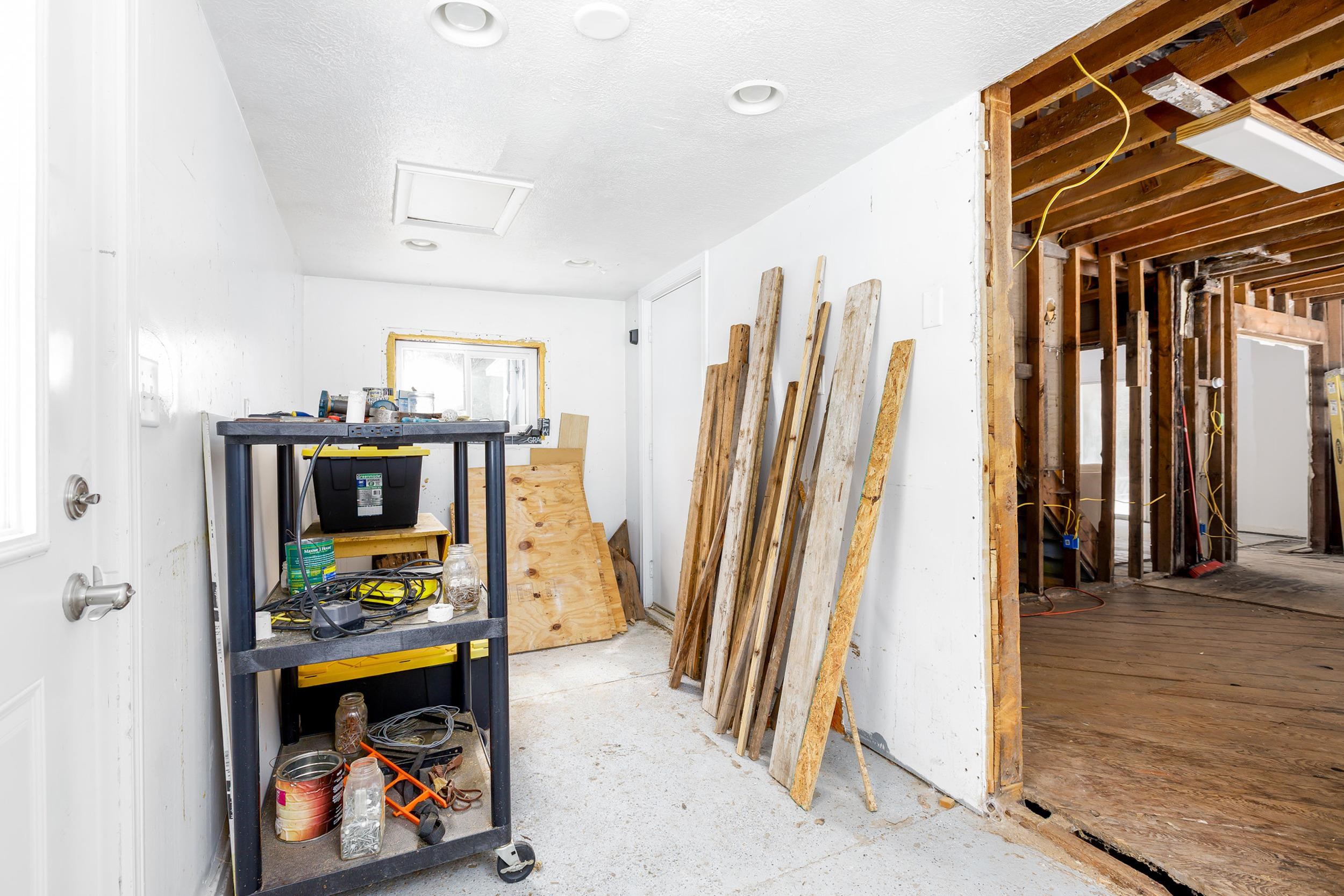 2760 River Road, Frankfort, MI, 49635-9006