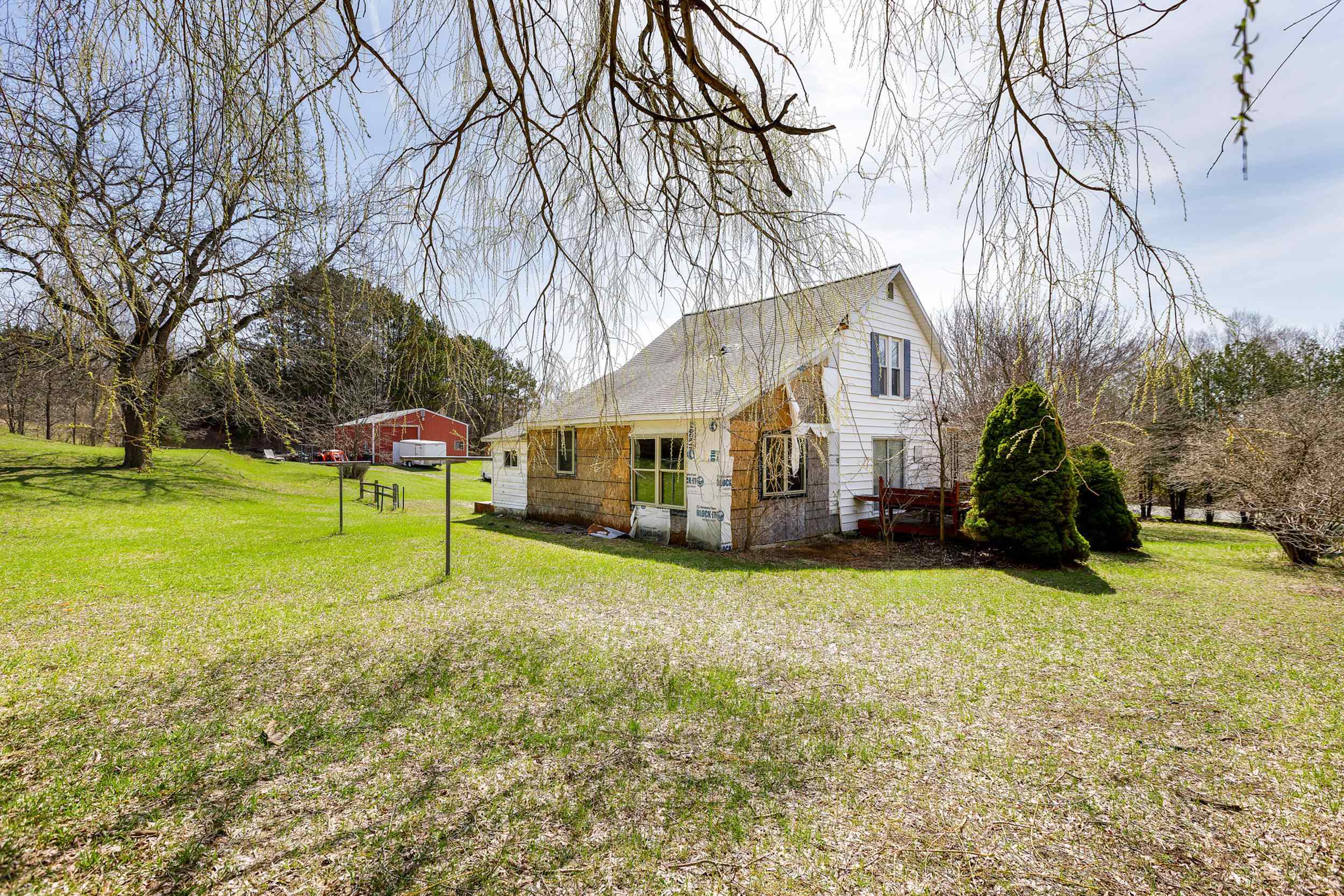 2760 River Road, Frankfort, MI, 49635-9006